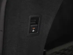 Audi A6 Avant 40 2.0 TDI quattro sport | Thumbnail 24 von 29