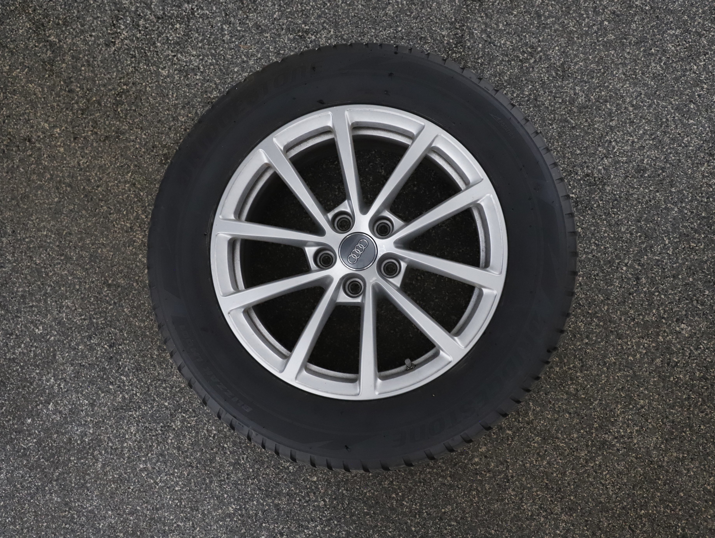 Audi A6 Avant 40 2.0 TDI quattro sport | Bild 26 von 29