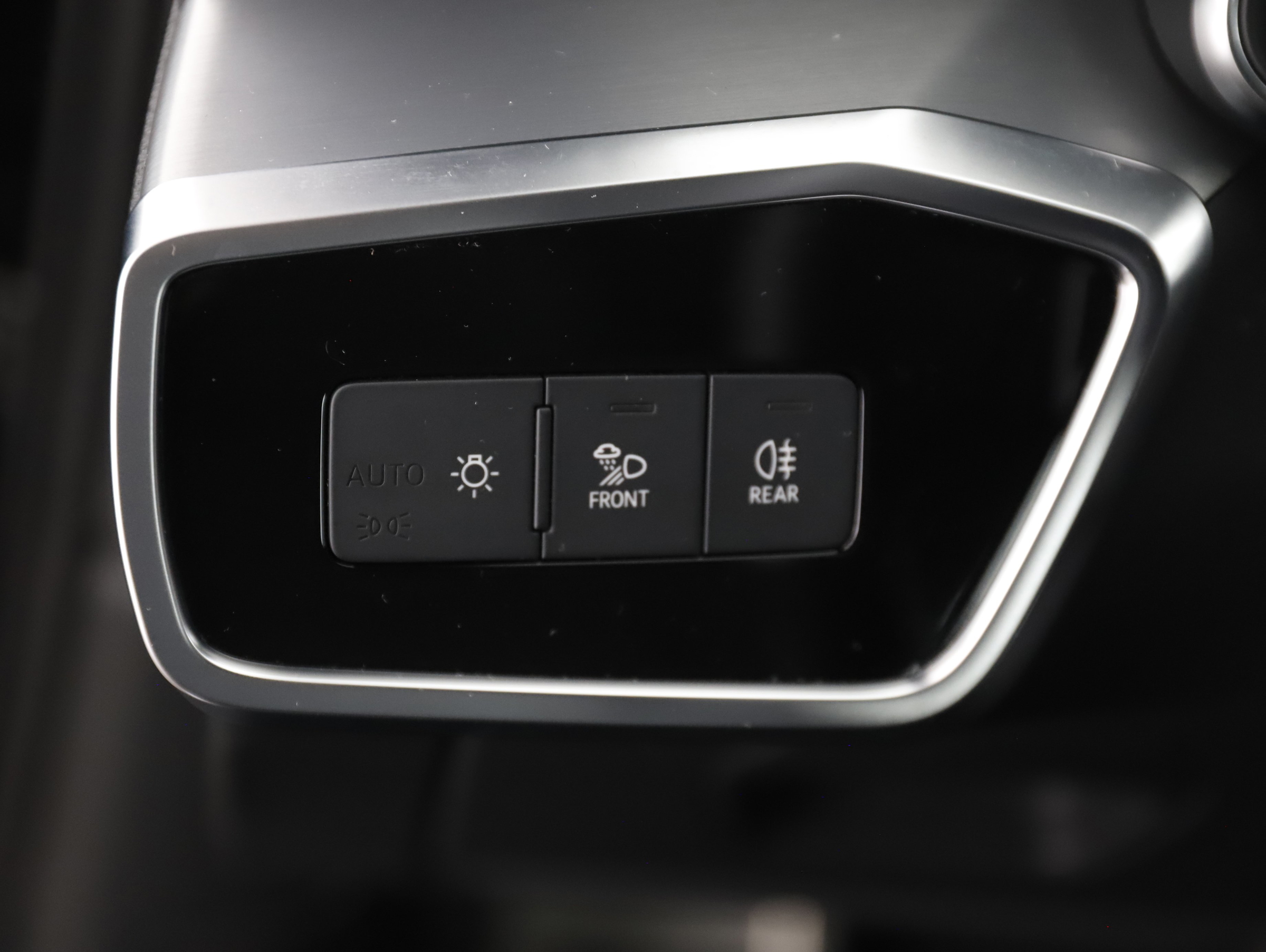 Audi A6 Avant 40 2.0 TDI quattro sport | Bild 7 von 29