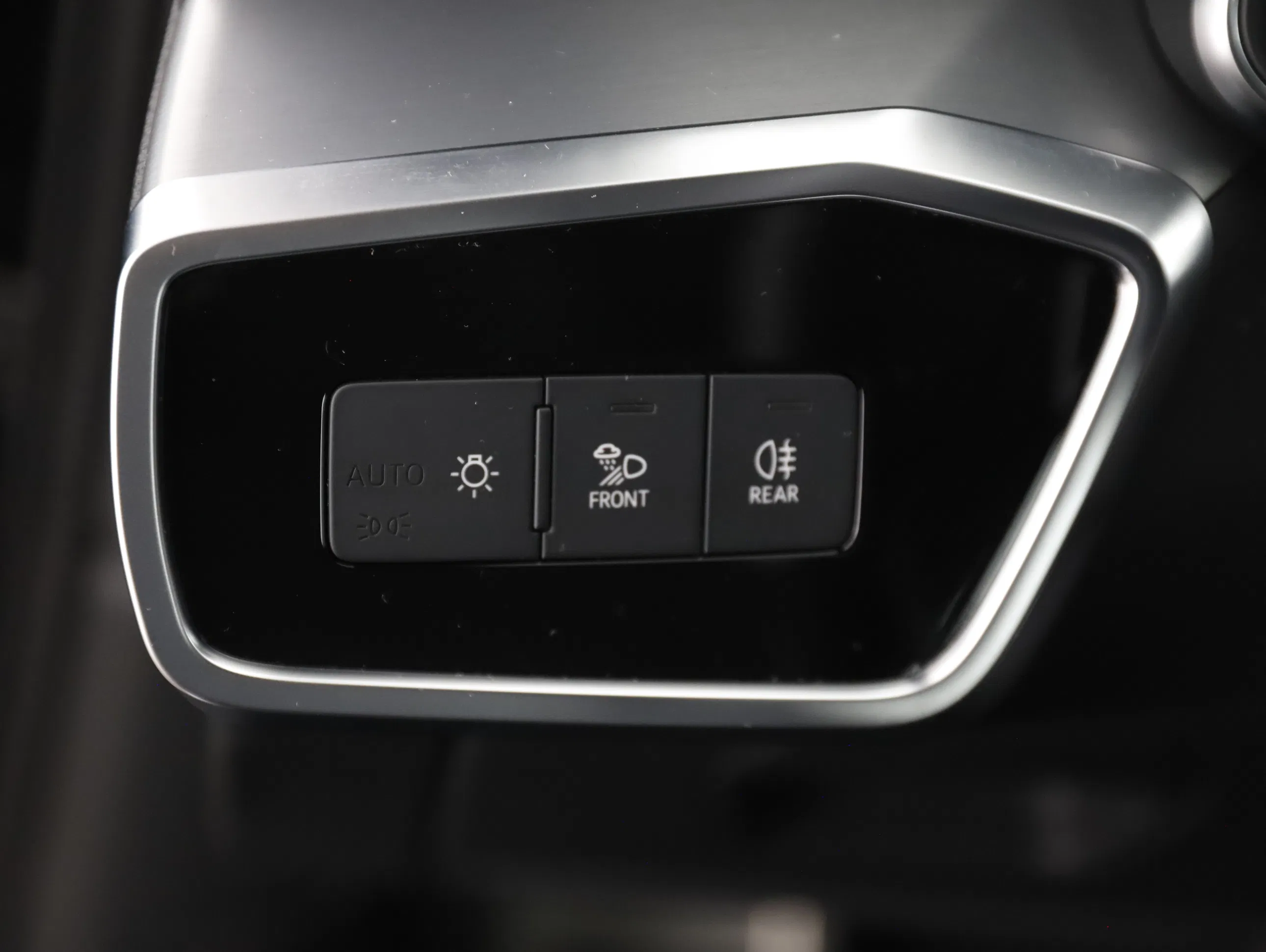 Audi A6 Avant 40 2.0 TDI quattro sport | Bild 7 von 29