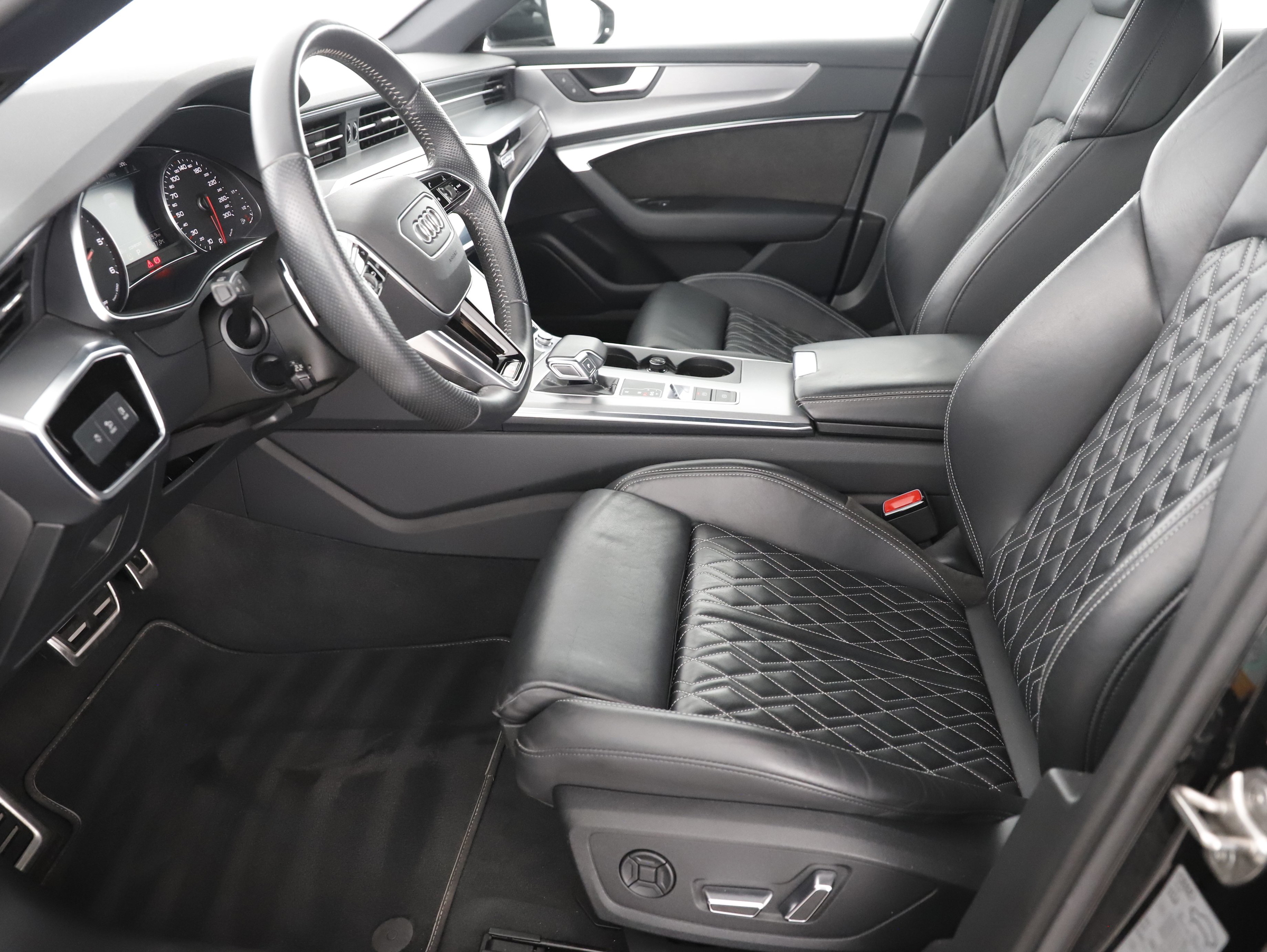 Audi A6 Avant 40 2.0 TDI quattro sport | Bild 8 von 29