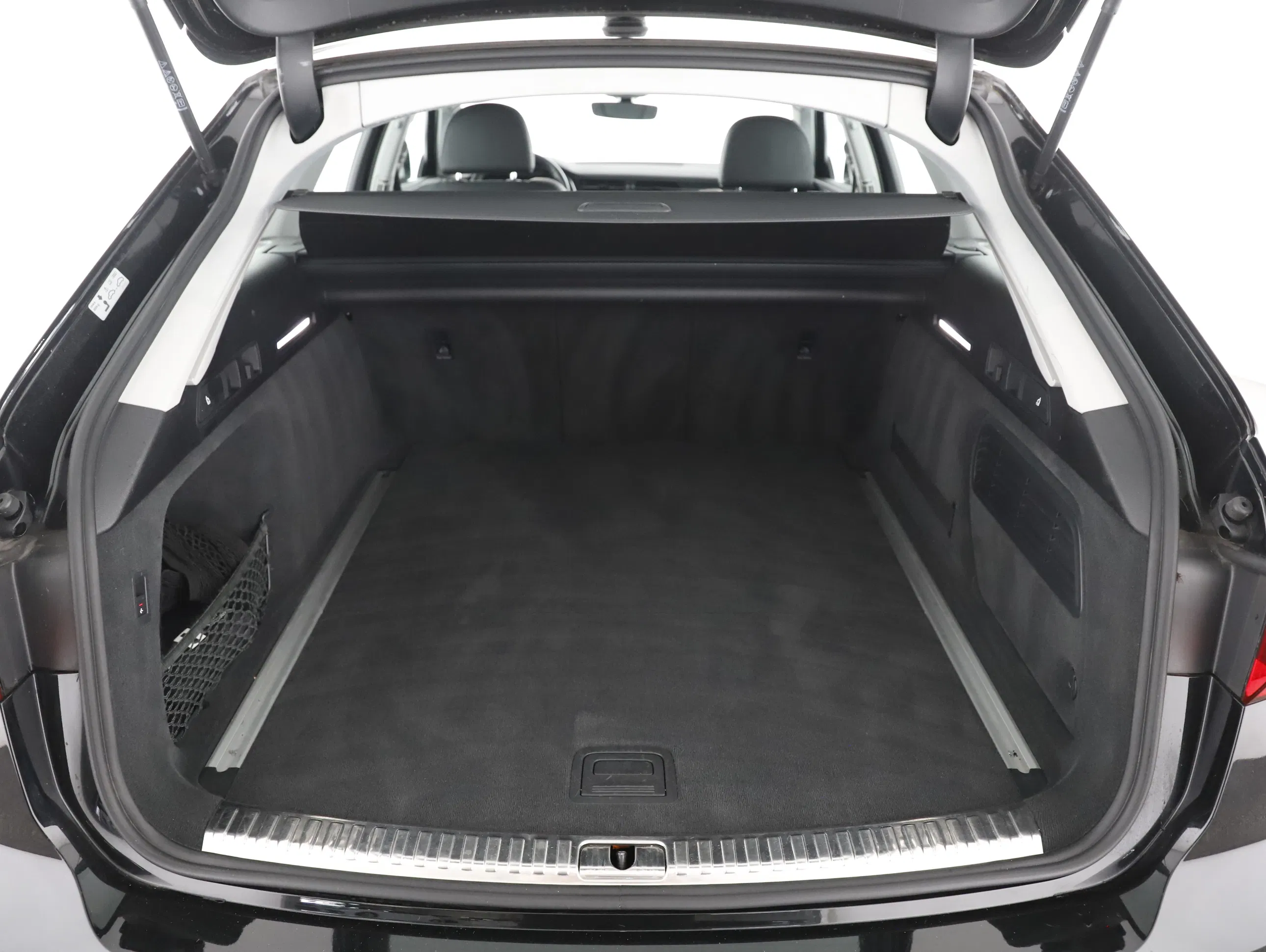 Audi A6 Avant 40 2.0 TDI sport | Bild 12 von 31