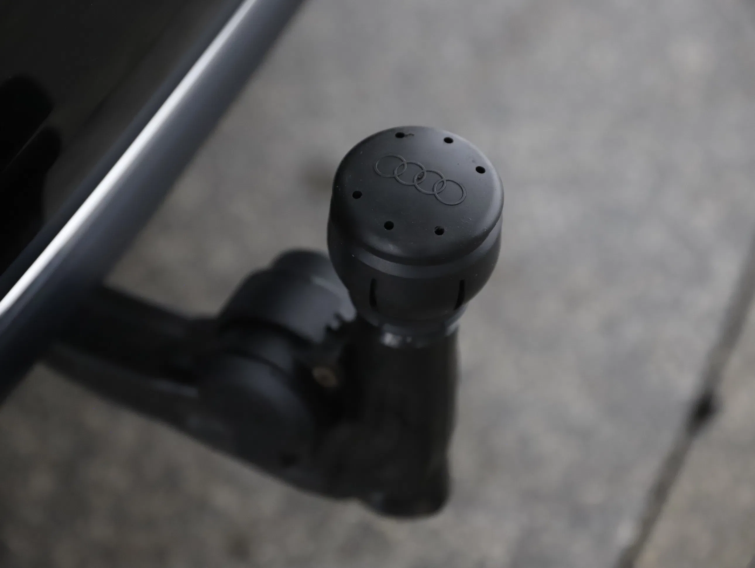 Audi A6 Avant 40 2.0 TDI sport | Bild 15 von 31