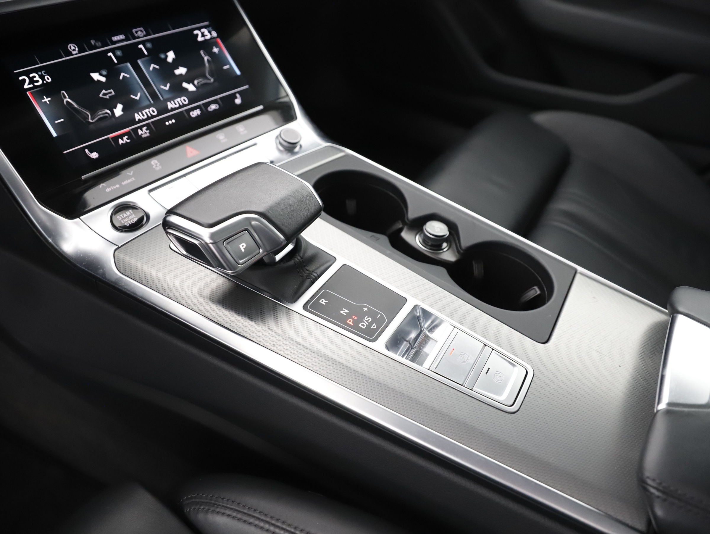 Audi A6 Avant 40 2.0 TDI sport | Bild 18 von 31