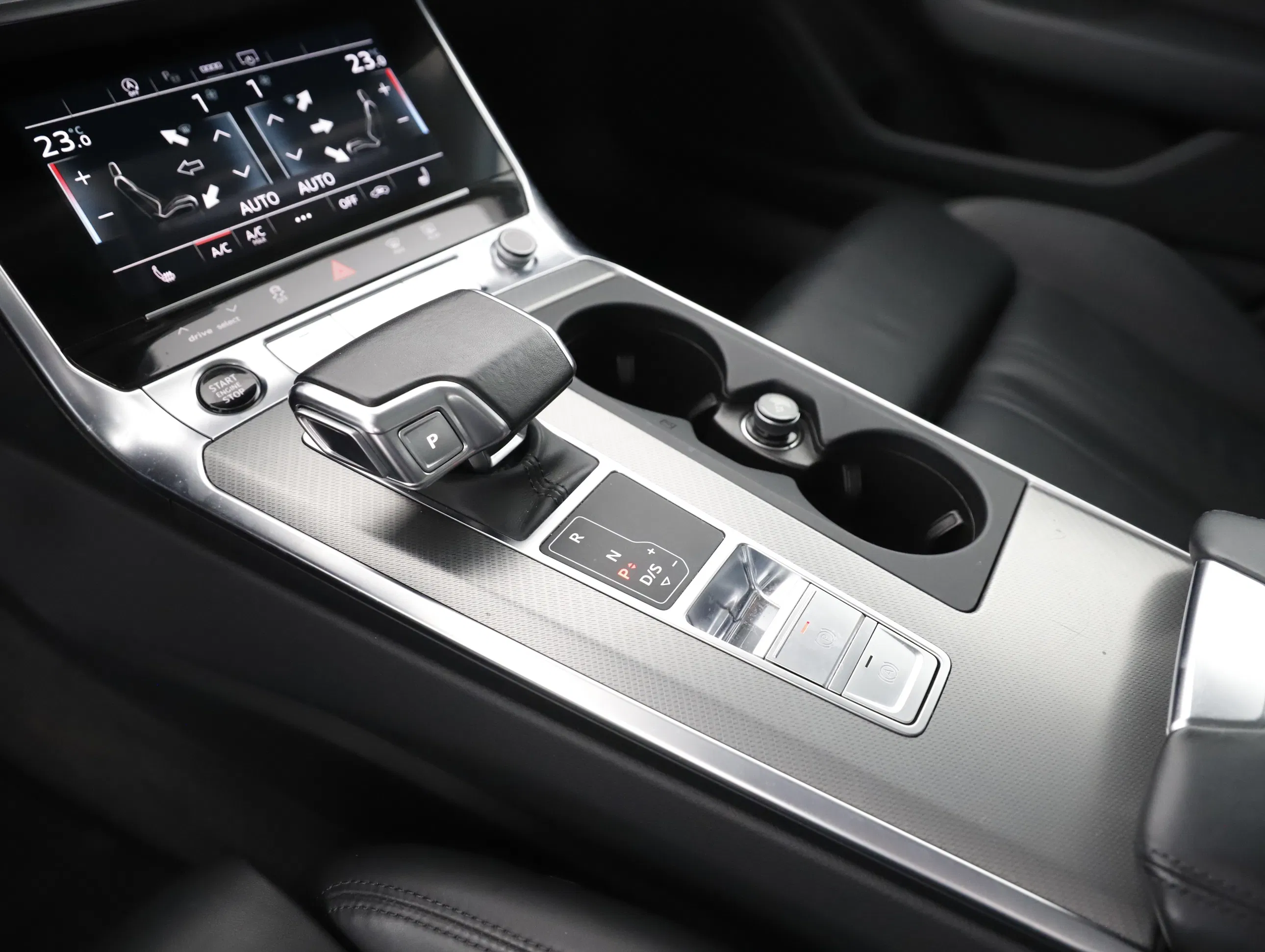 Audi A6 Avant 40 2.0 TDI sport | Bild 18 von 31