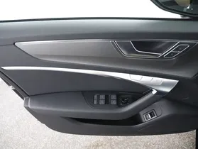 Audi A6 Avant 40 2.0 TDI sport | Thumbnail 5 von 31