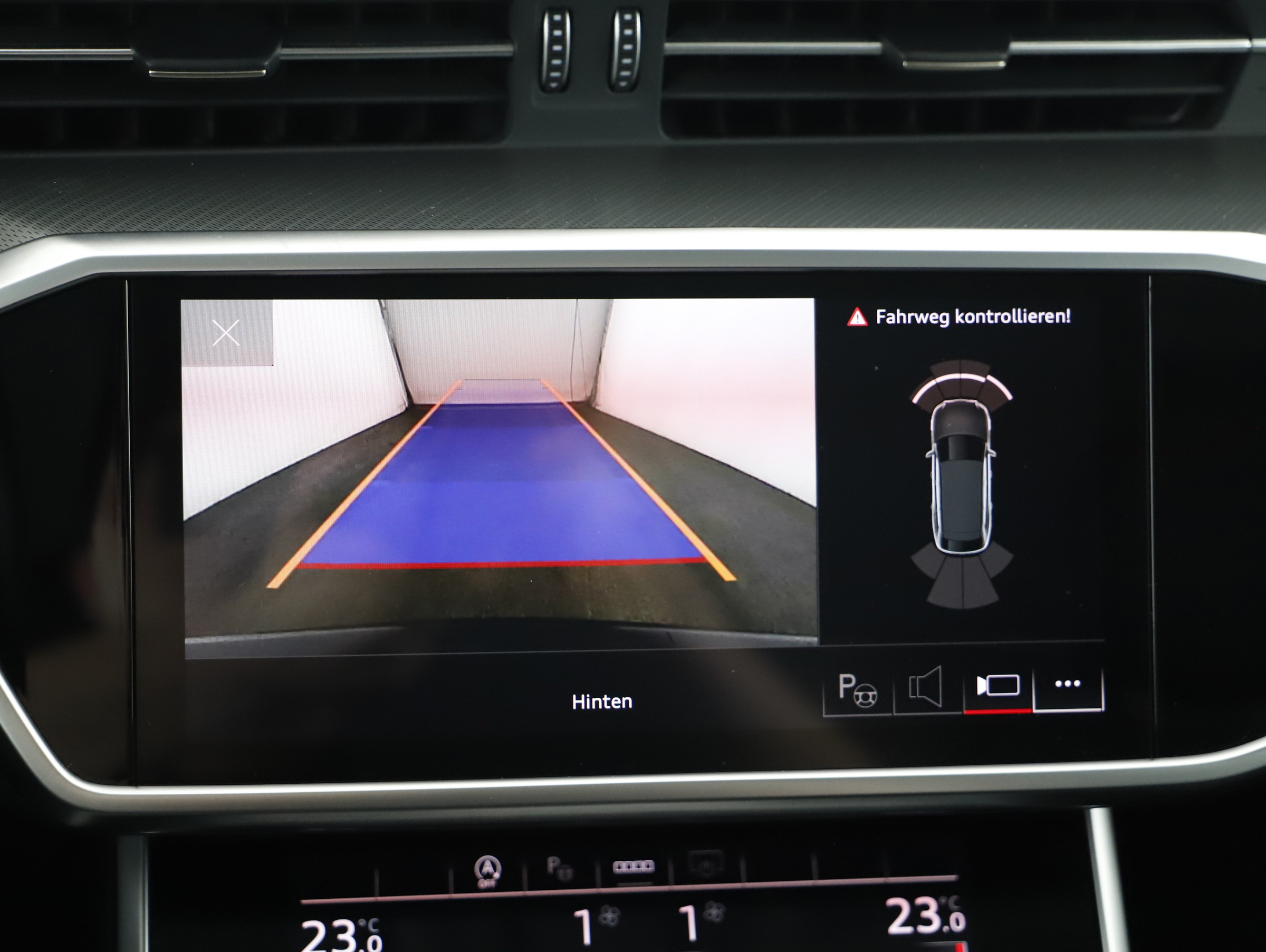 Audi A6 Avant 45 3.0 TDI quattro sport | Bild 17 von 25