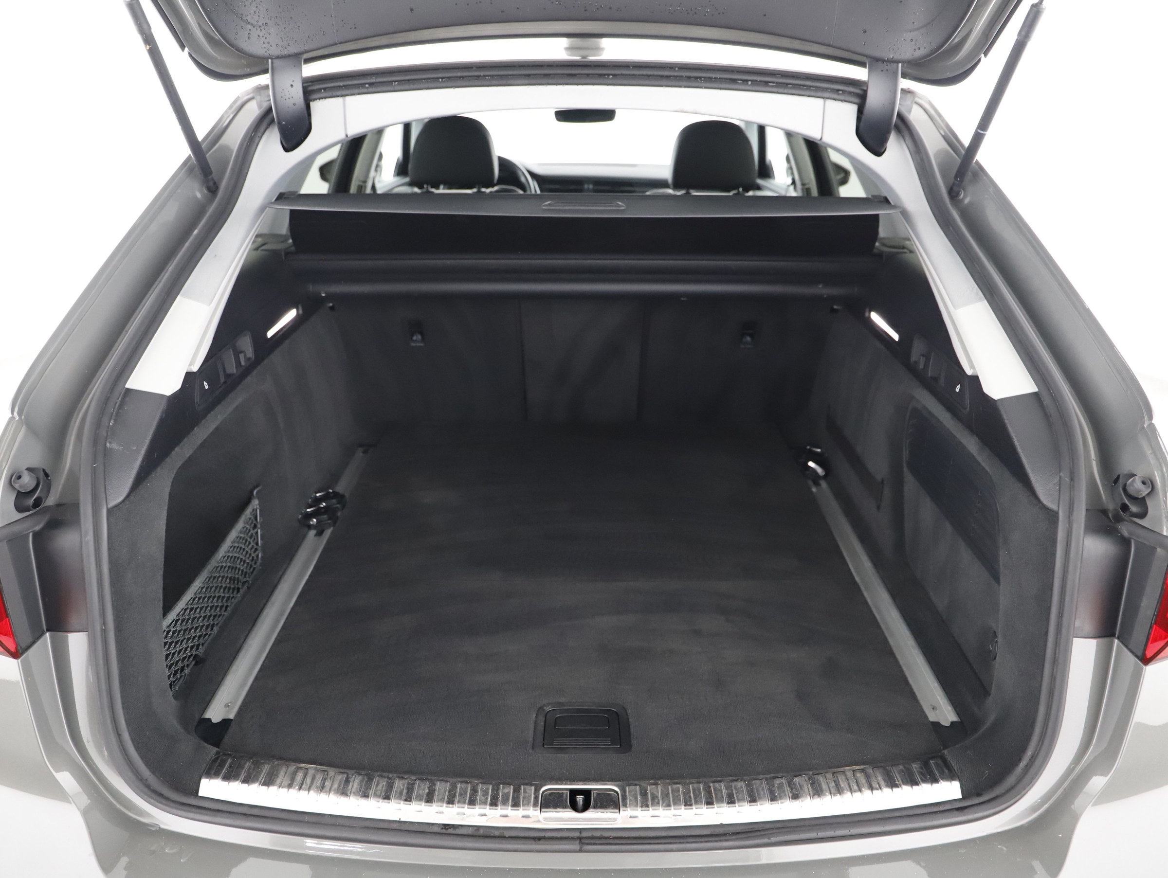 Audi A6 Avant 40 2.0 TDI quattro sport | Bild 12 von 27