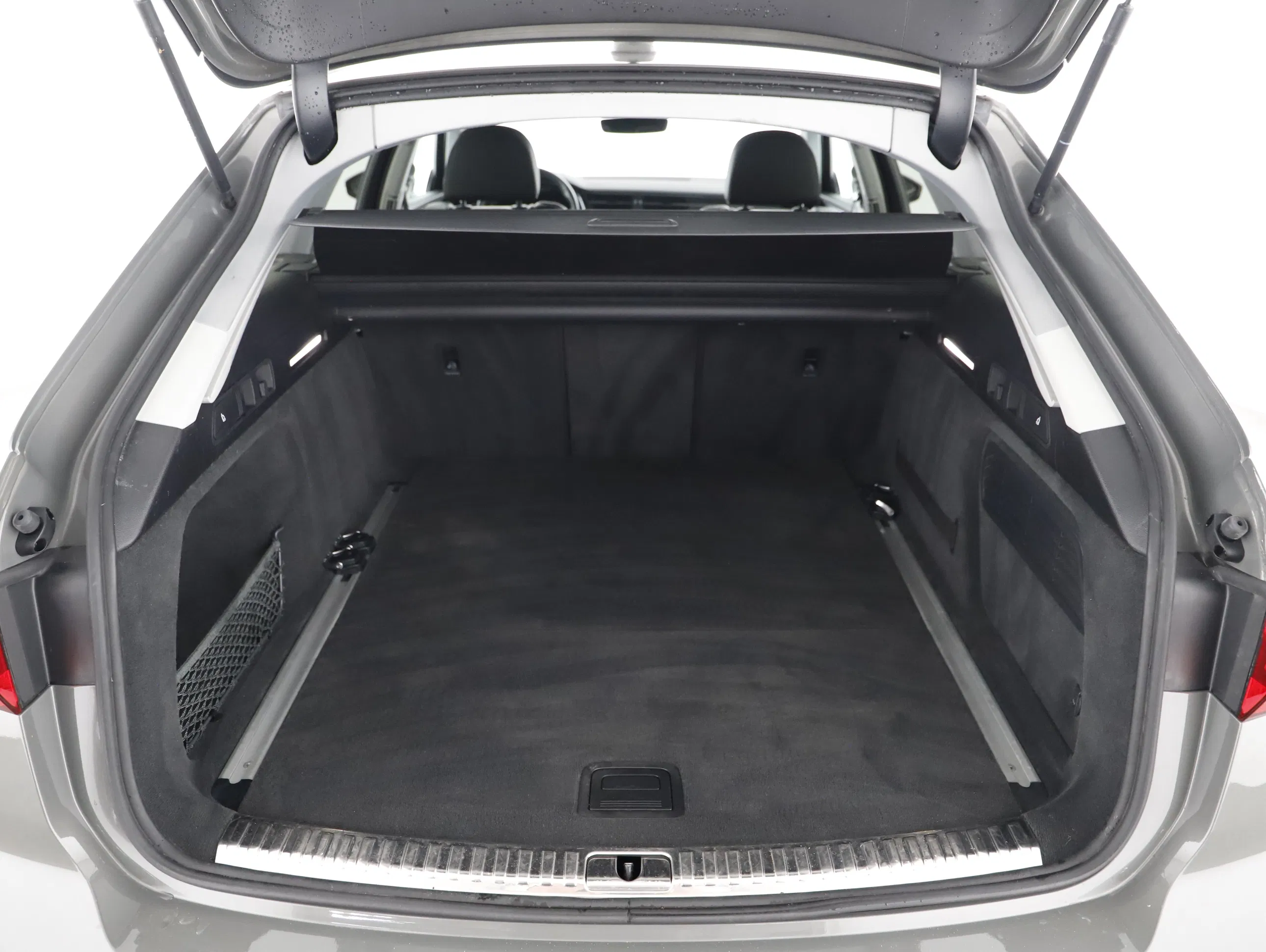 Audi A6 Avant 40 2.0 TDI quattro sport | Bild 12 von 27