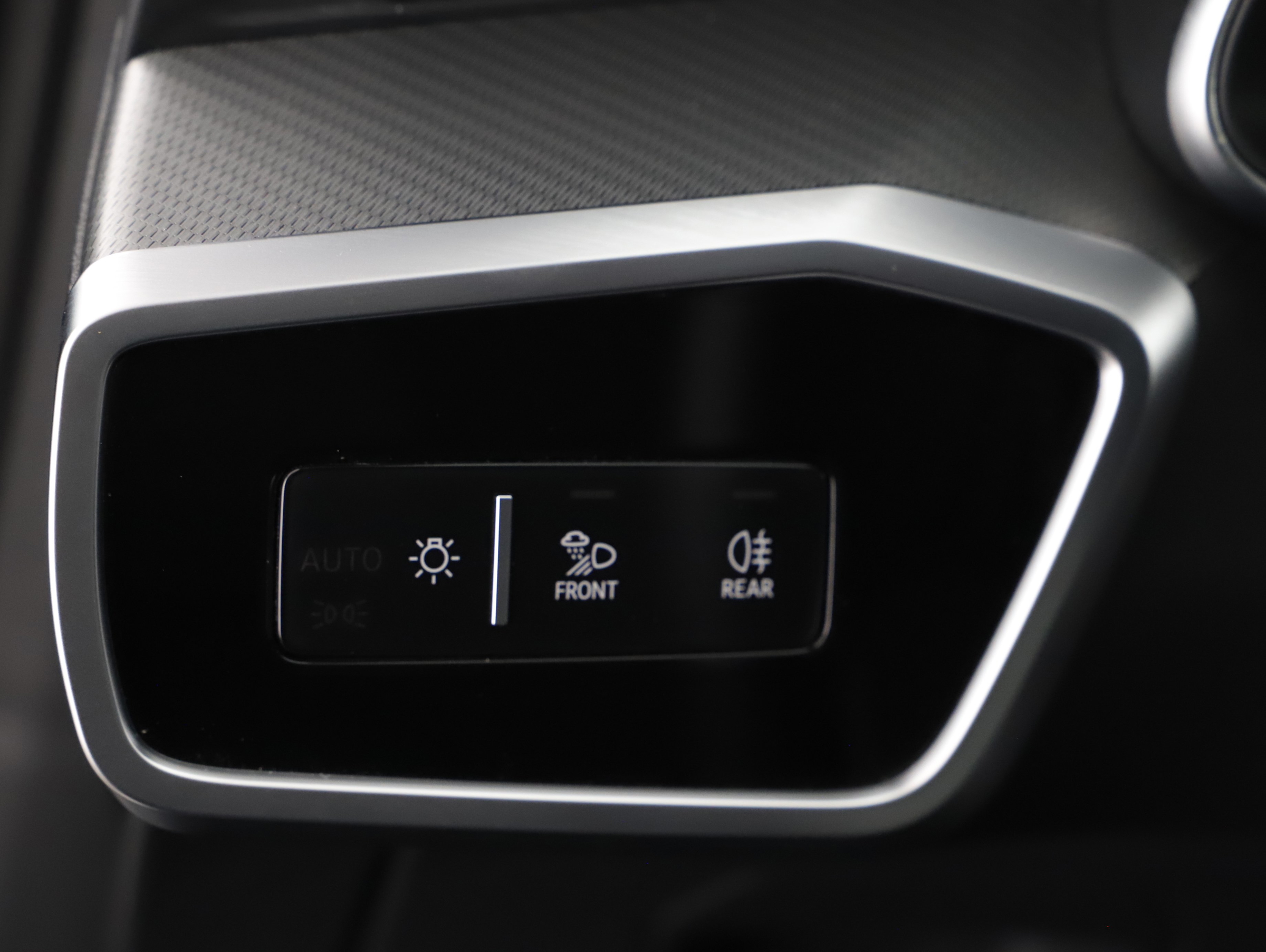 Audi A6 Avant 40 2.0 TDI quattro sport | Bild 22 von 27