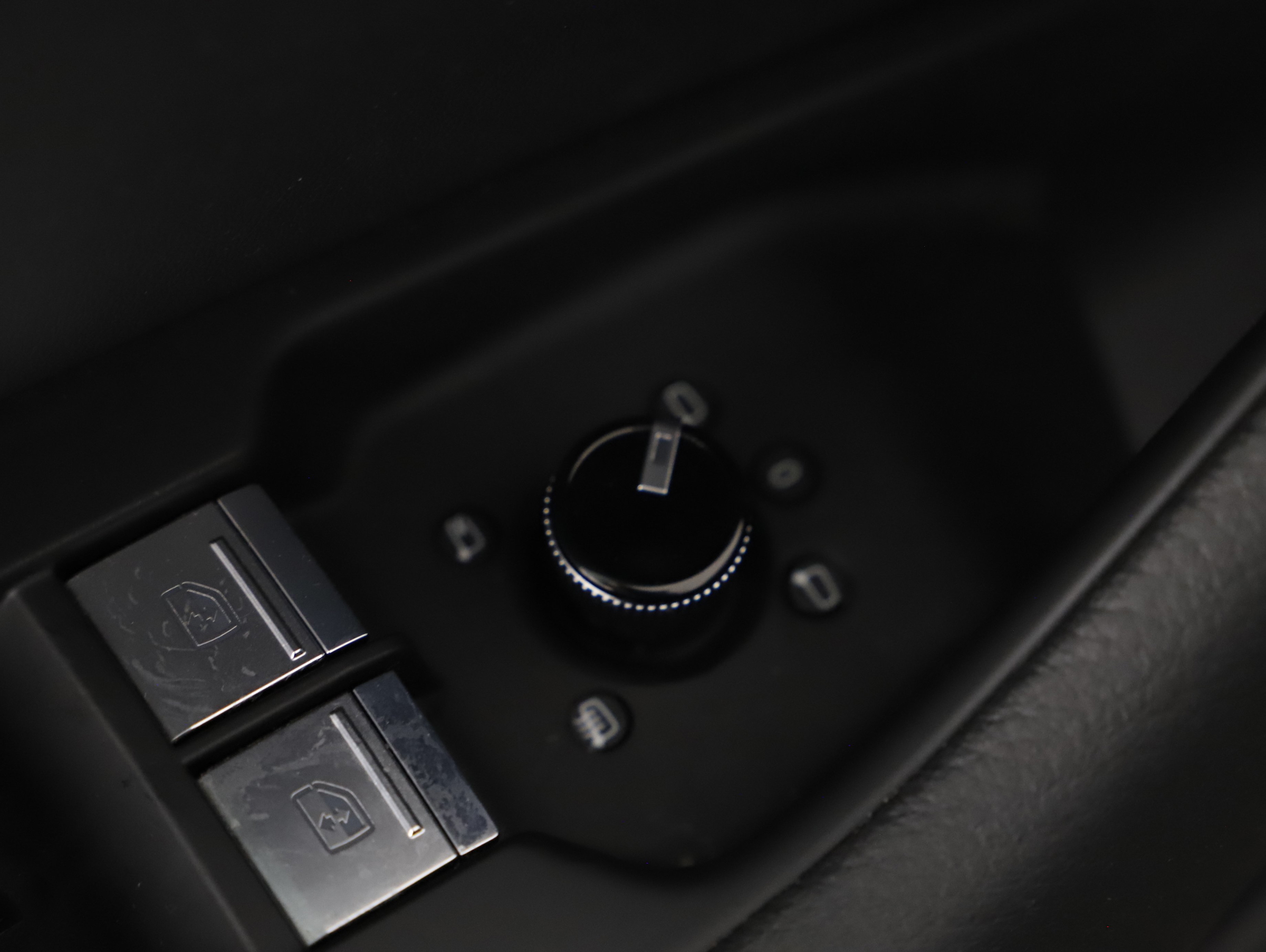 Audi A6 Avant 40 2.0 TDI quattro sport | Bild 23 von 27