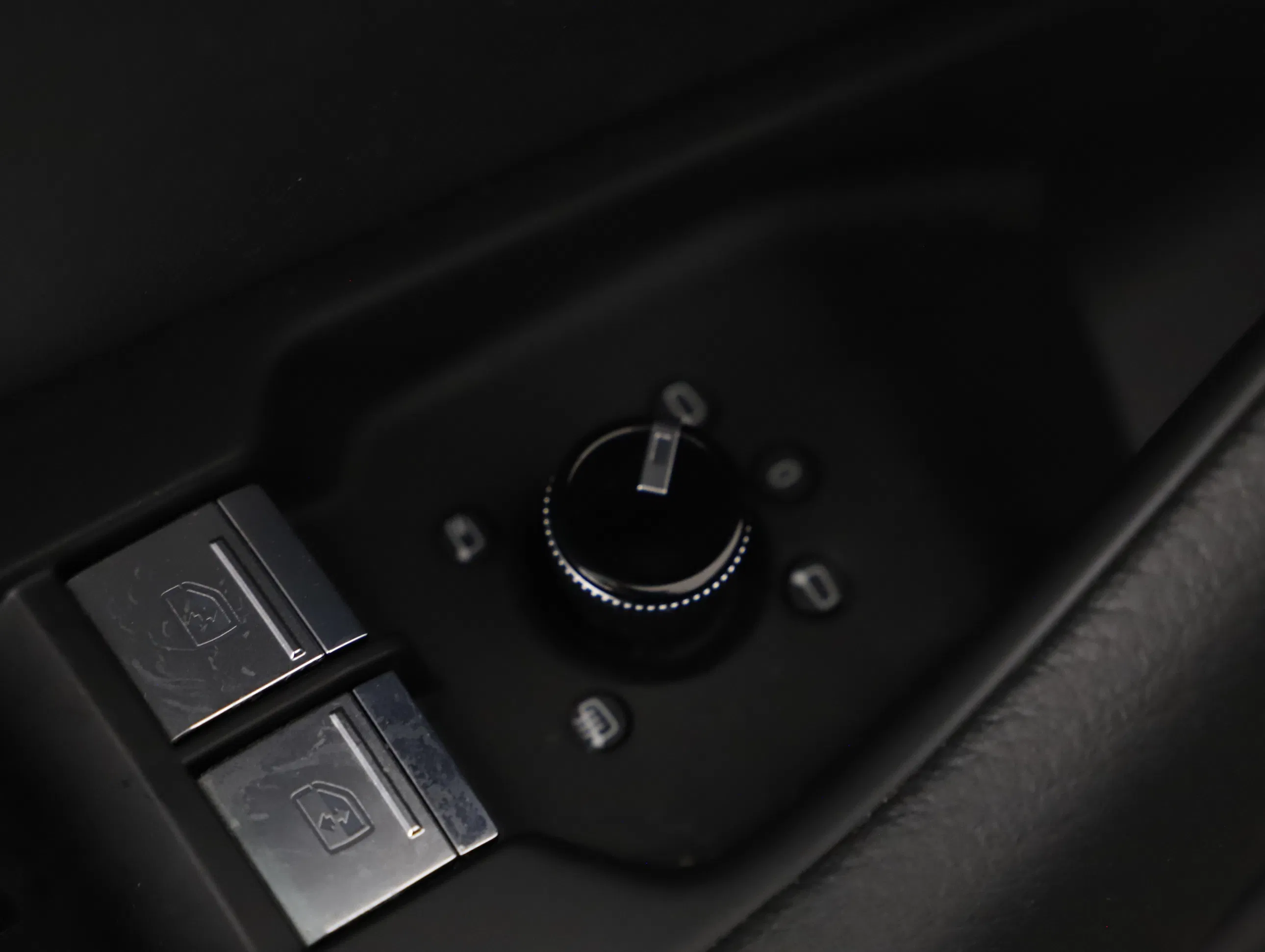 Audi A6 Avant 40 2.0 TDI quattro sport | Bild 23 von 27