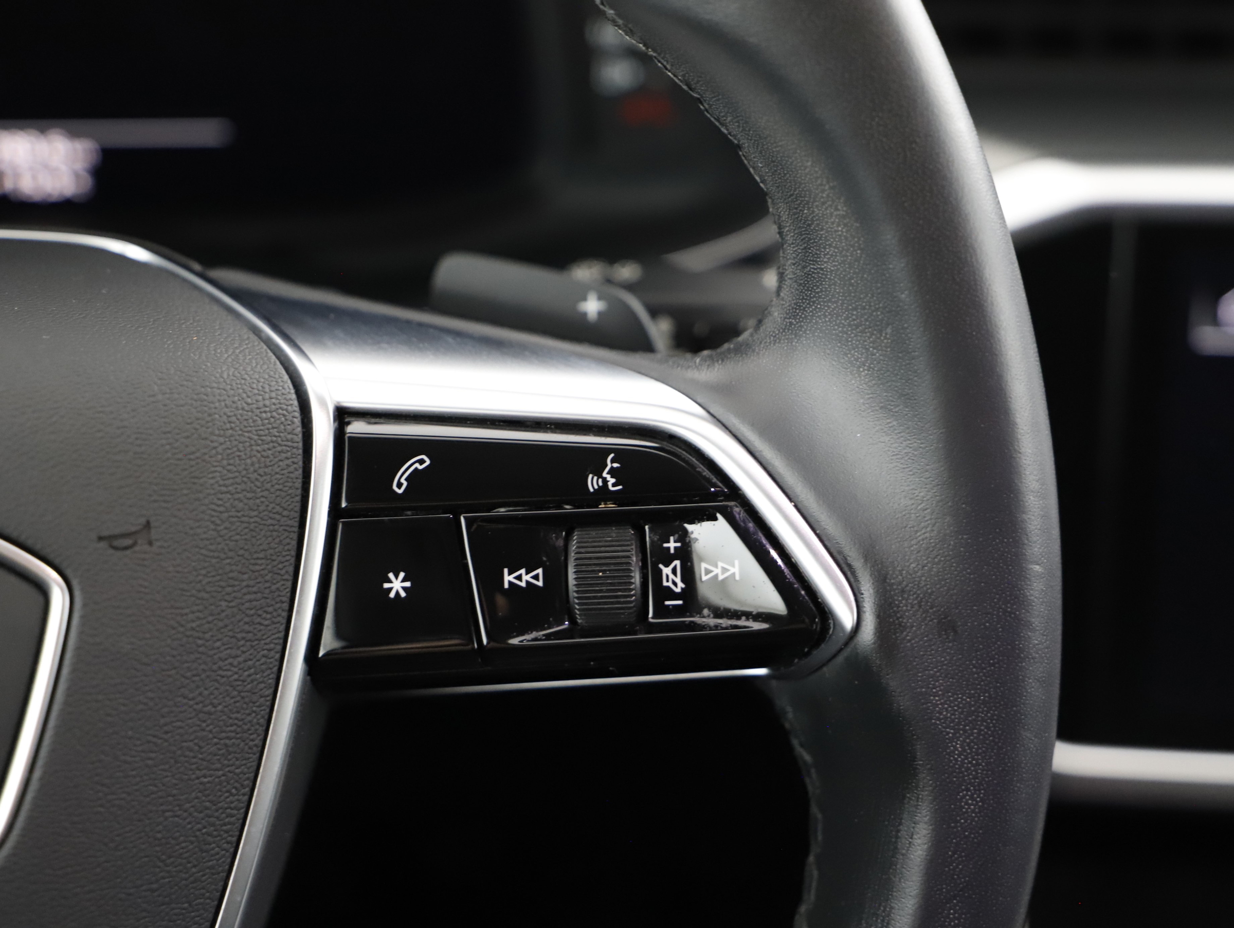 Audi A6 Avant 40 2.0 TDI quattro sport | Bild 12 von 21