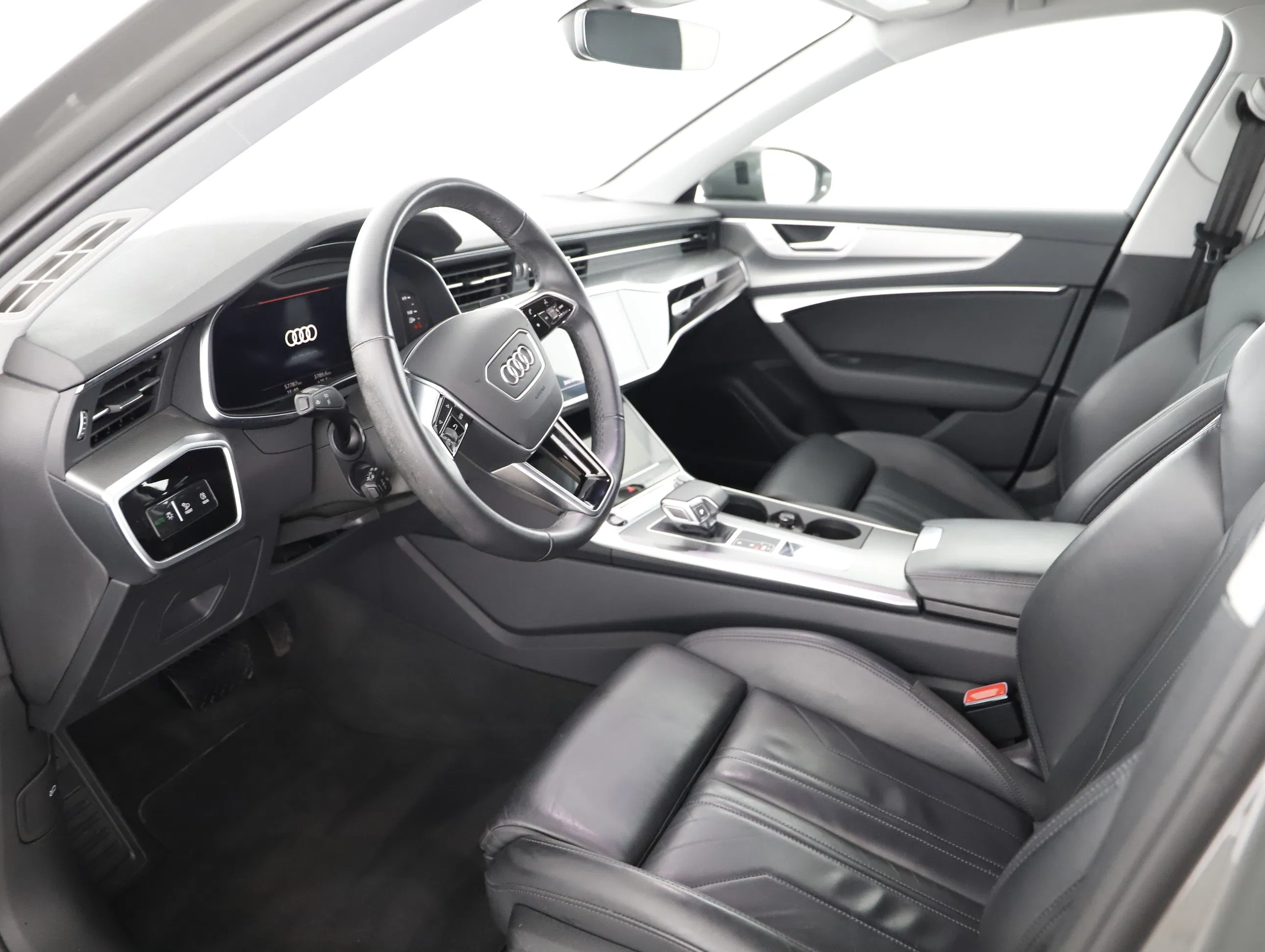 Audi A6 Avant 40 2.0 TDI quattro sport | Bild 7 von 21
