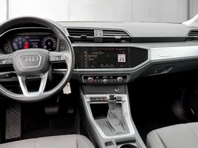 Audi Q3 35 2.0 TDI quattro | Thumbnail 10 von 21