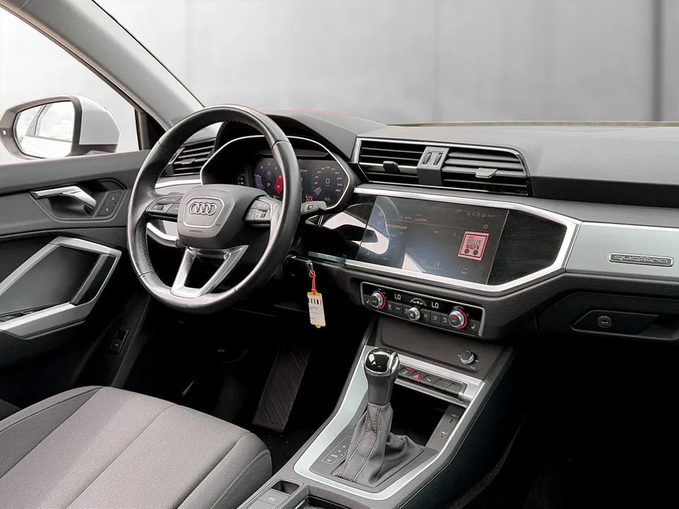 Audi Q3 35 2.0 TDI quattro | Bild 11 von 21