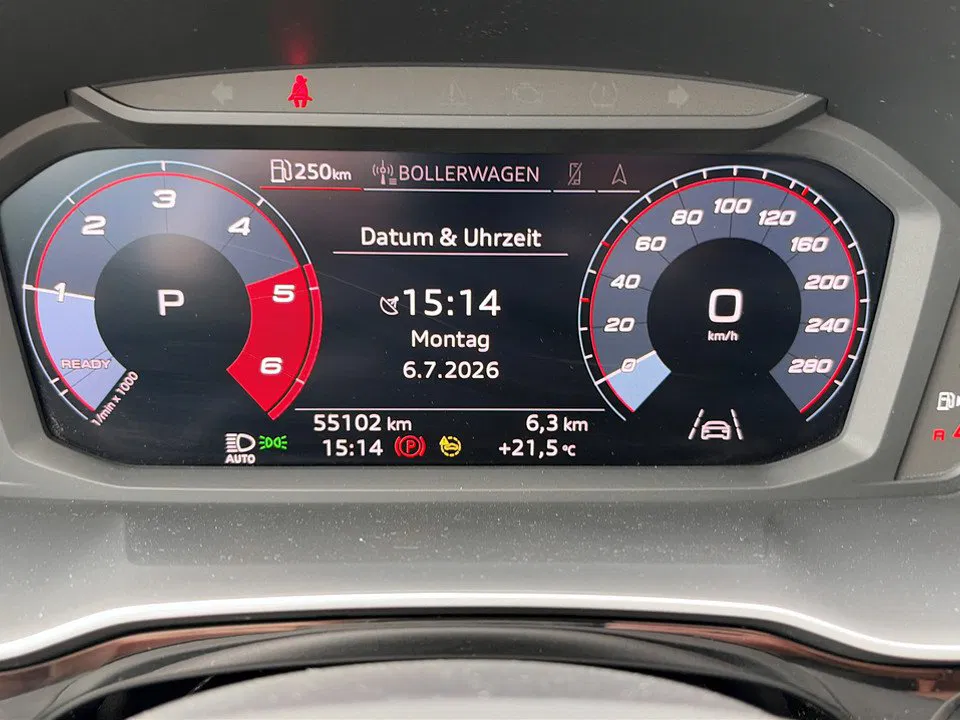 Audi Q3 35 2.0 TDI quattro | Bild 18 von 21