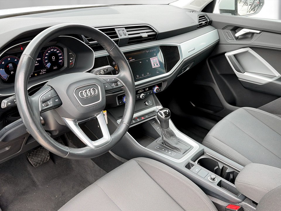 Audi Q3 35 2.0 TDI quattro | Bild 6 von 21