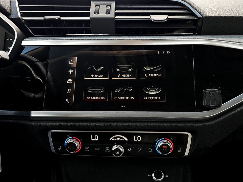 Audi Q3 35 TDI AUT. | Bild 15 von 21