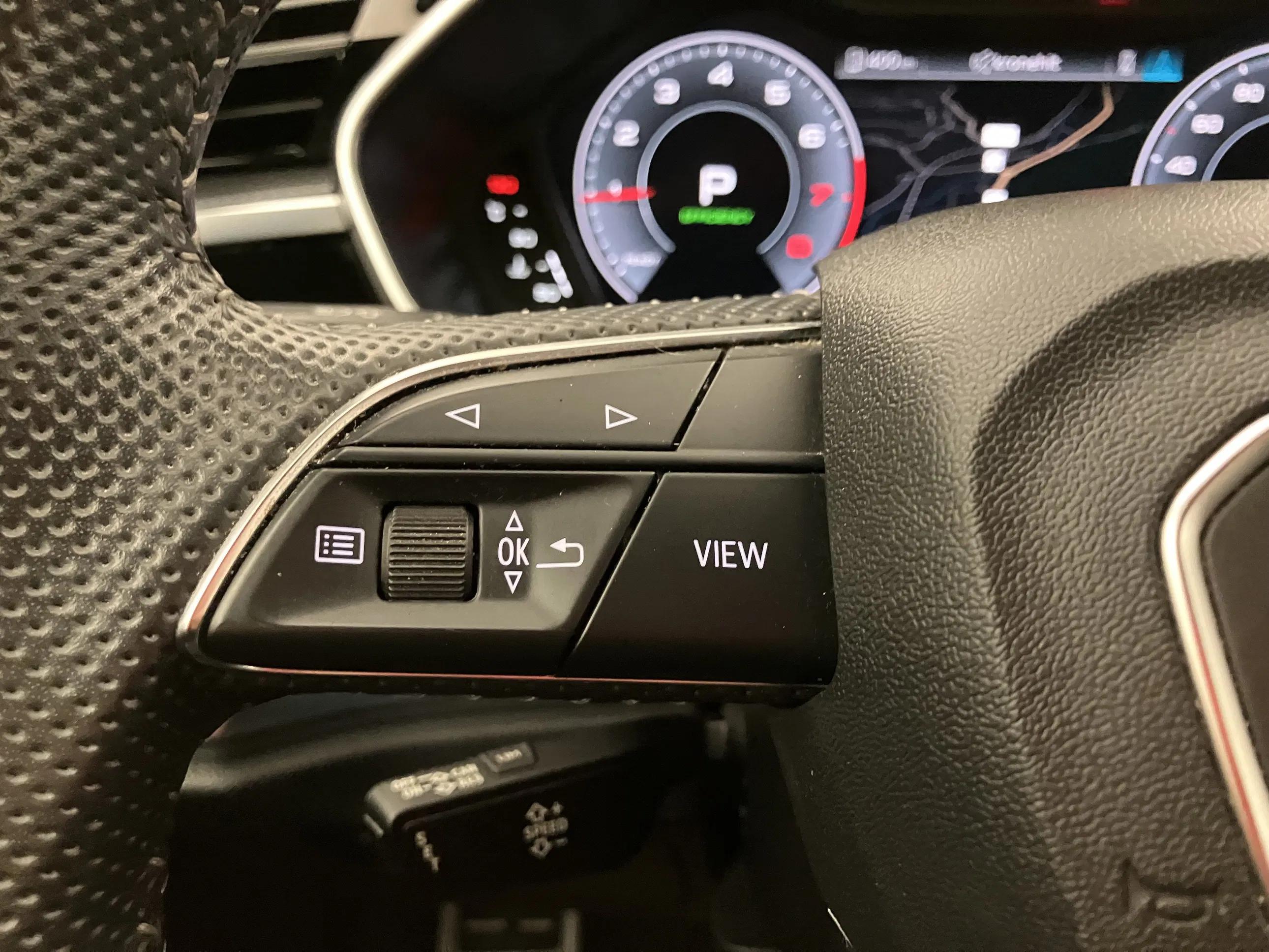 Audi Q3 Sportback 35 1.5 TFSI S-Line | Bild 15 von 27