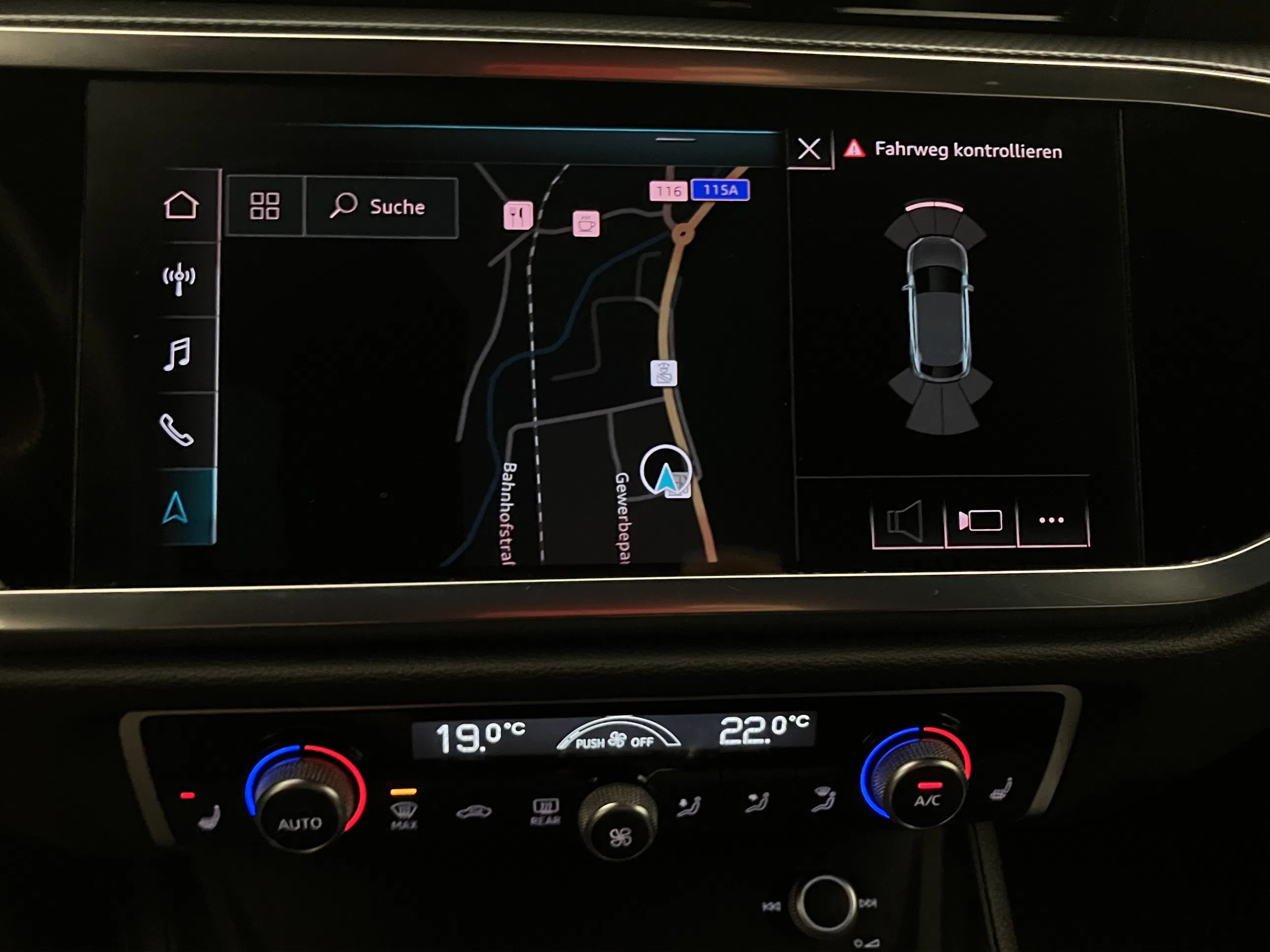 Audi Q3 Sportback 35 1.5 TFSI S-Line | Bild 19 von 27