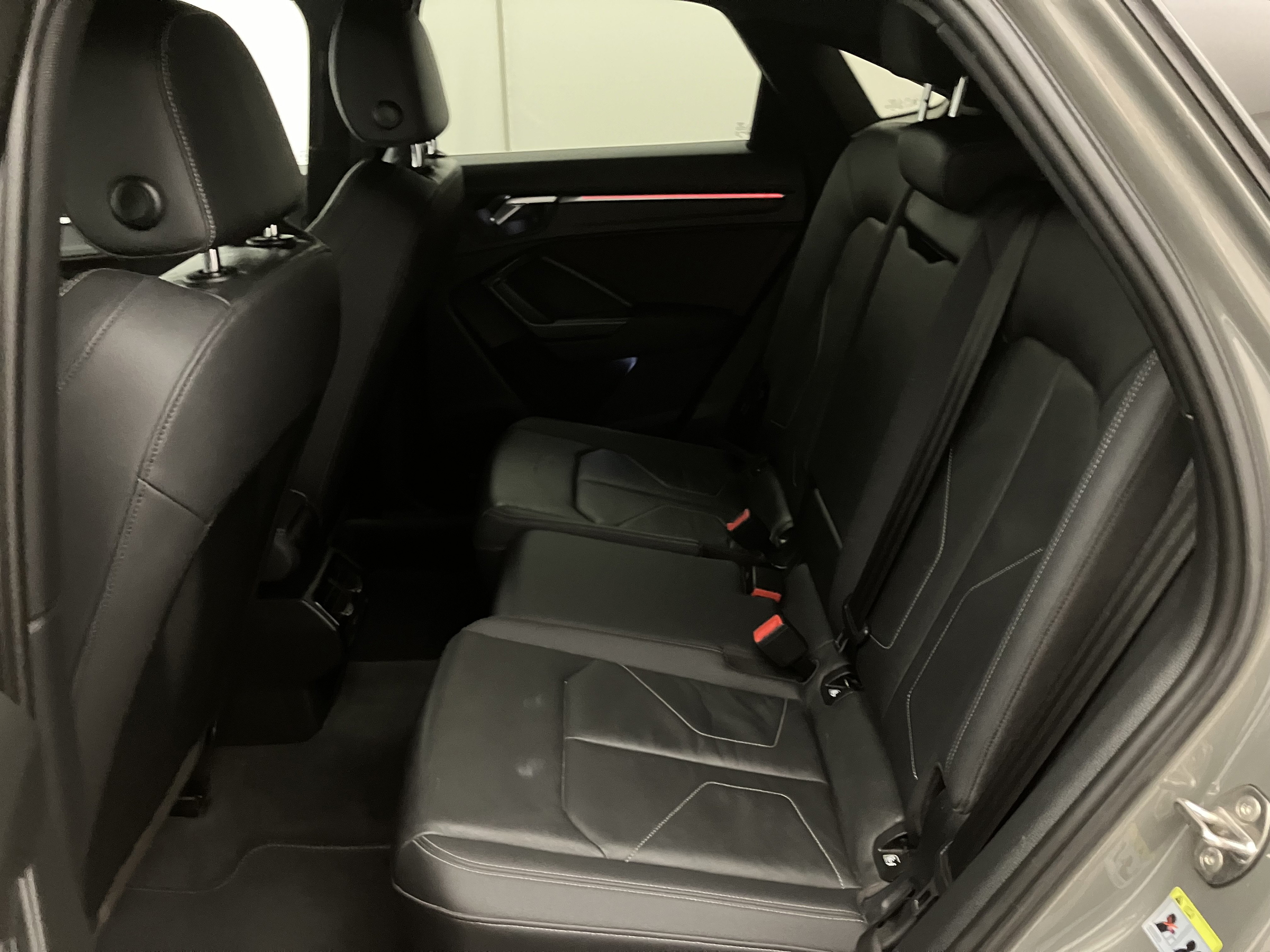 Audi Q3 Sportback 35 1.5 TFSI S-Line | Bild 25 von 27