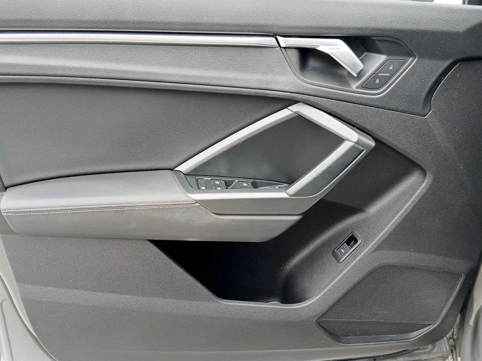 Audi Q3 SB 35 TFSI S-Line | Bild 7 von 22