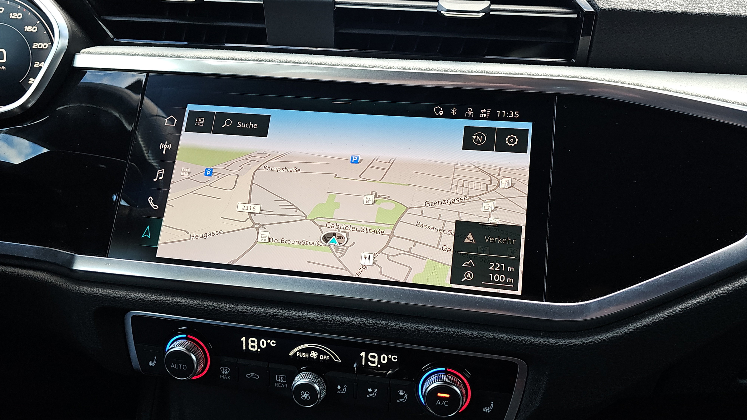 Audi Q3 SB 45 TFSI quattro S-line | Bild 14 von 20