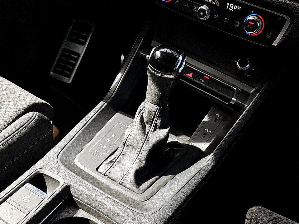 Audi Q3 SB 45 TFSI quattro S-line | Bild 16 von 20
