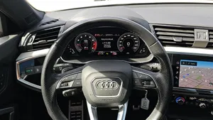 Audi Q3 SB 45 TFSI quattro S-line | Thumbnail 11 von 20