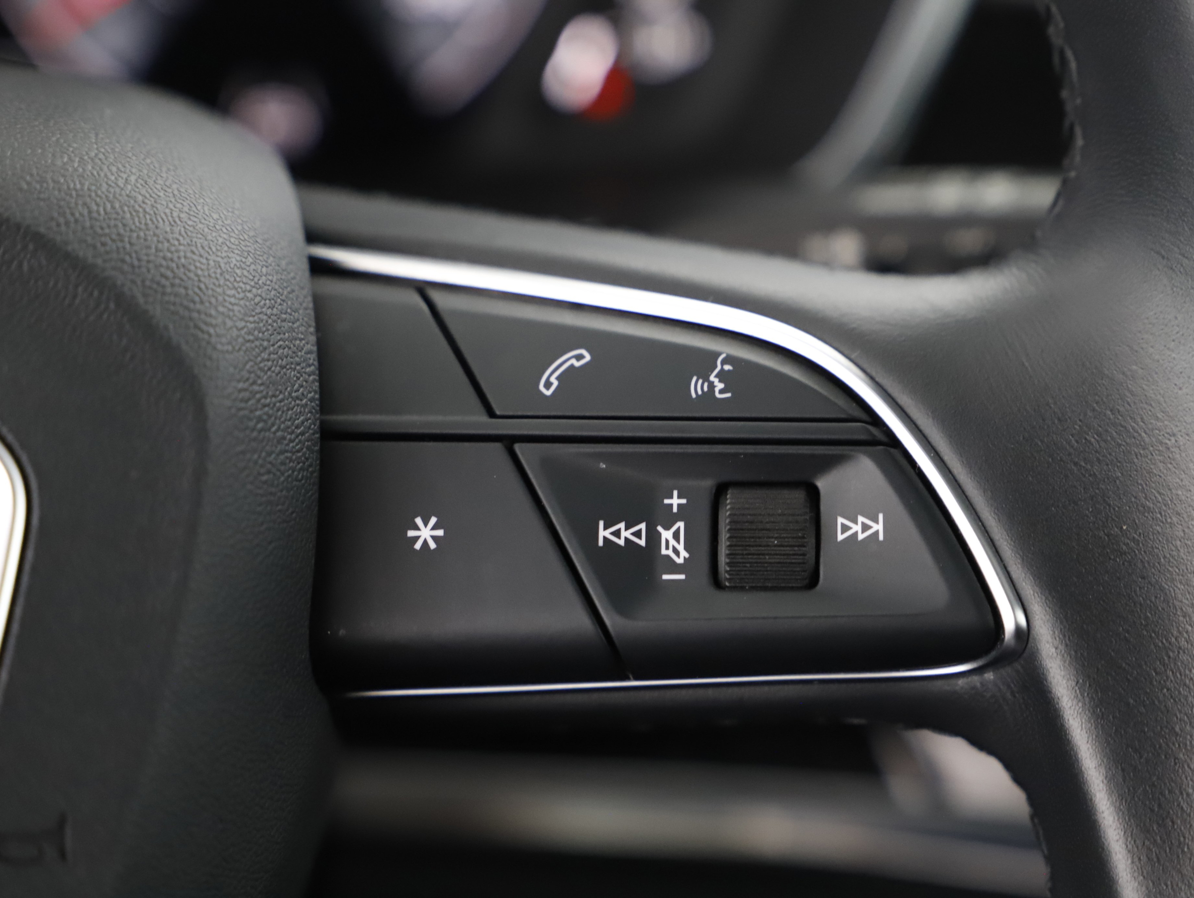 Audi Q3 35 TDI quattro adv. Aut. | Bild 11 von 23