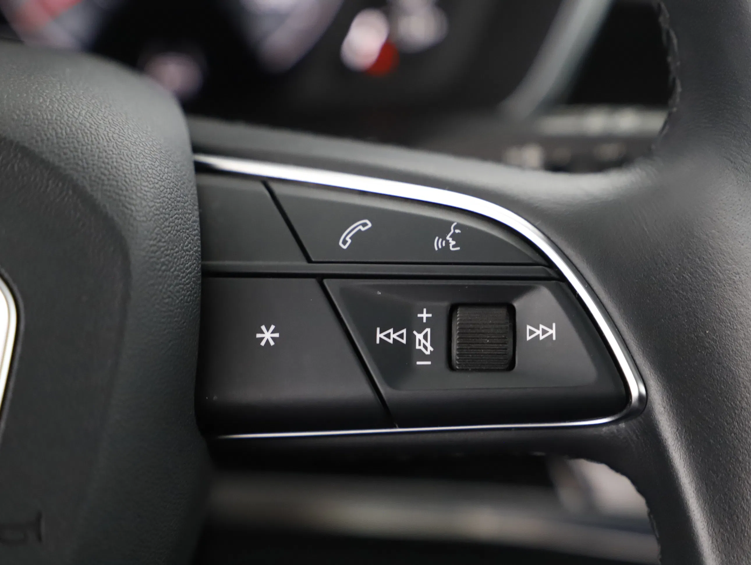 Audi Q3 35 TDI quattro adv. Aut. | Bild 11 von 23