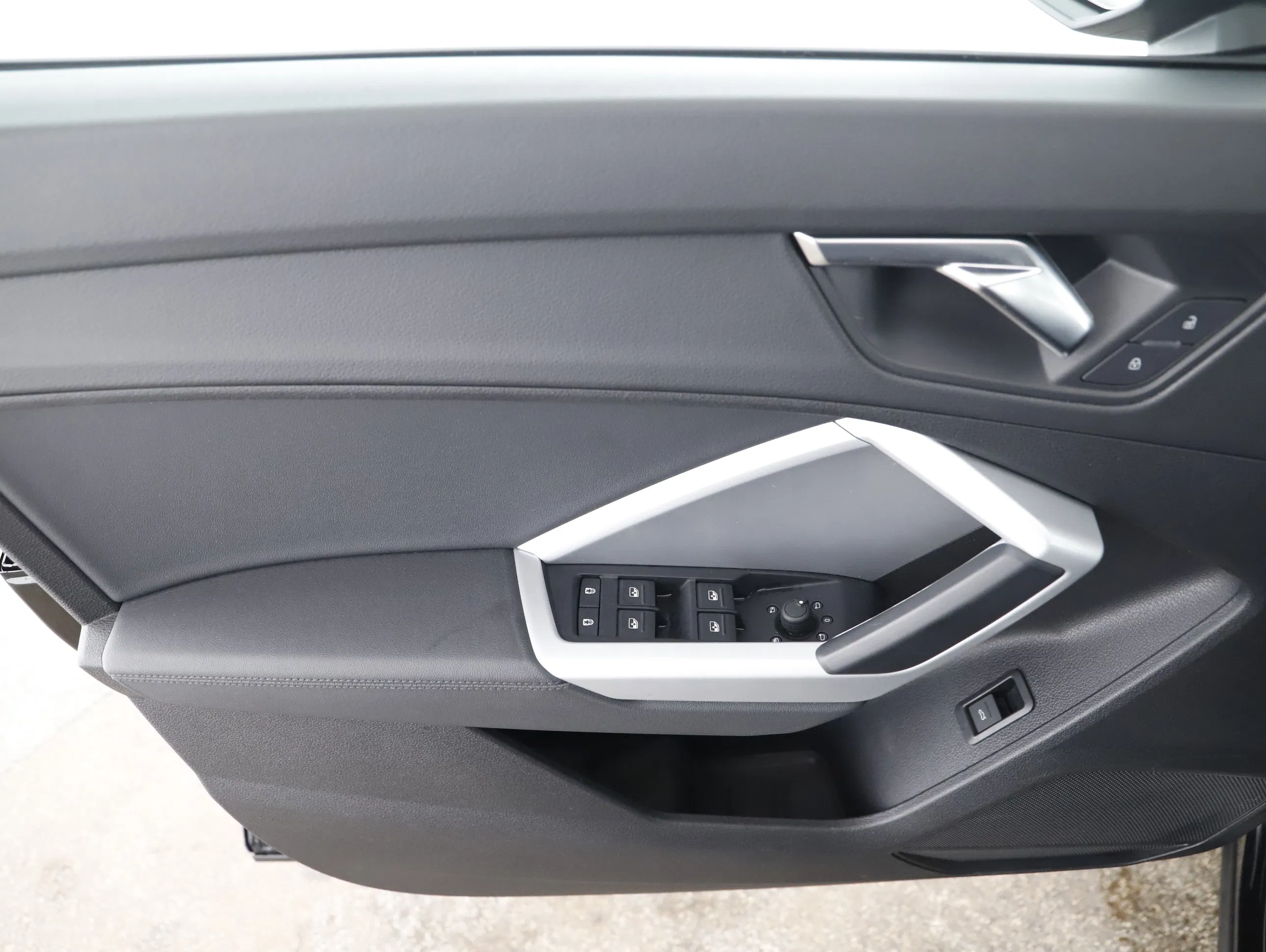 Audi Q3 35 TDI quattro adv. Aut. | Bild 4 von 23