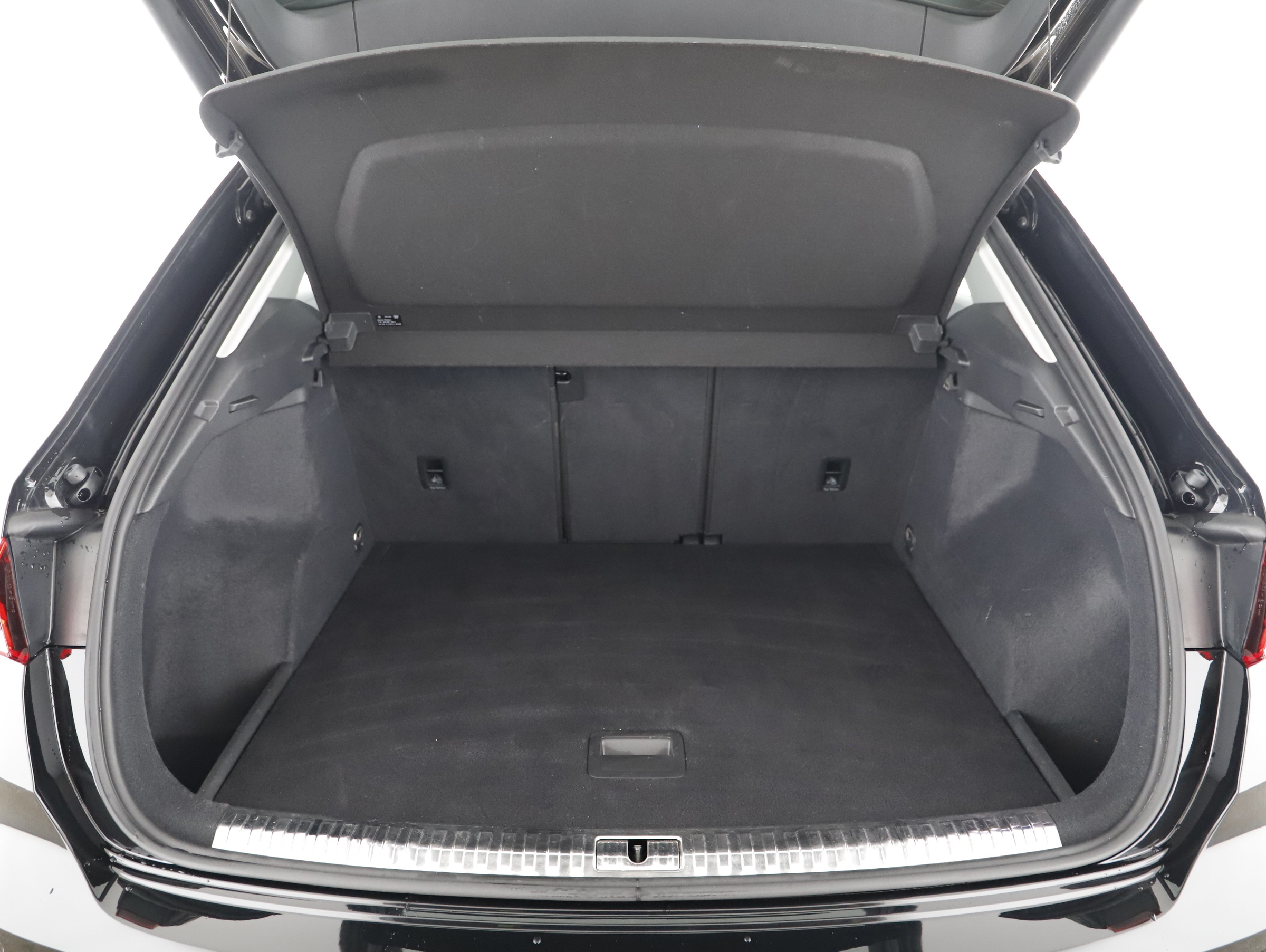 Audi Q3 35 TDI quattro adv. Aut. | Bild 20 von 23