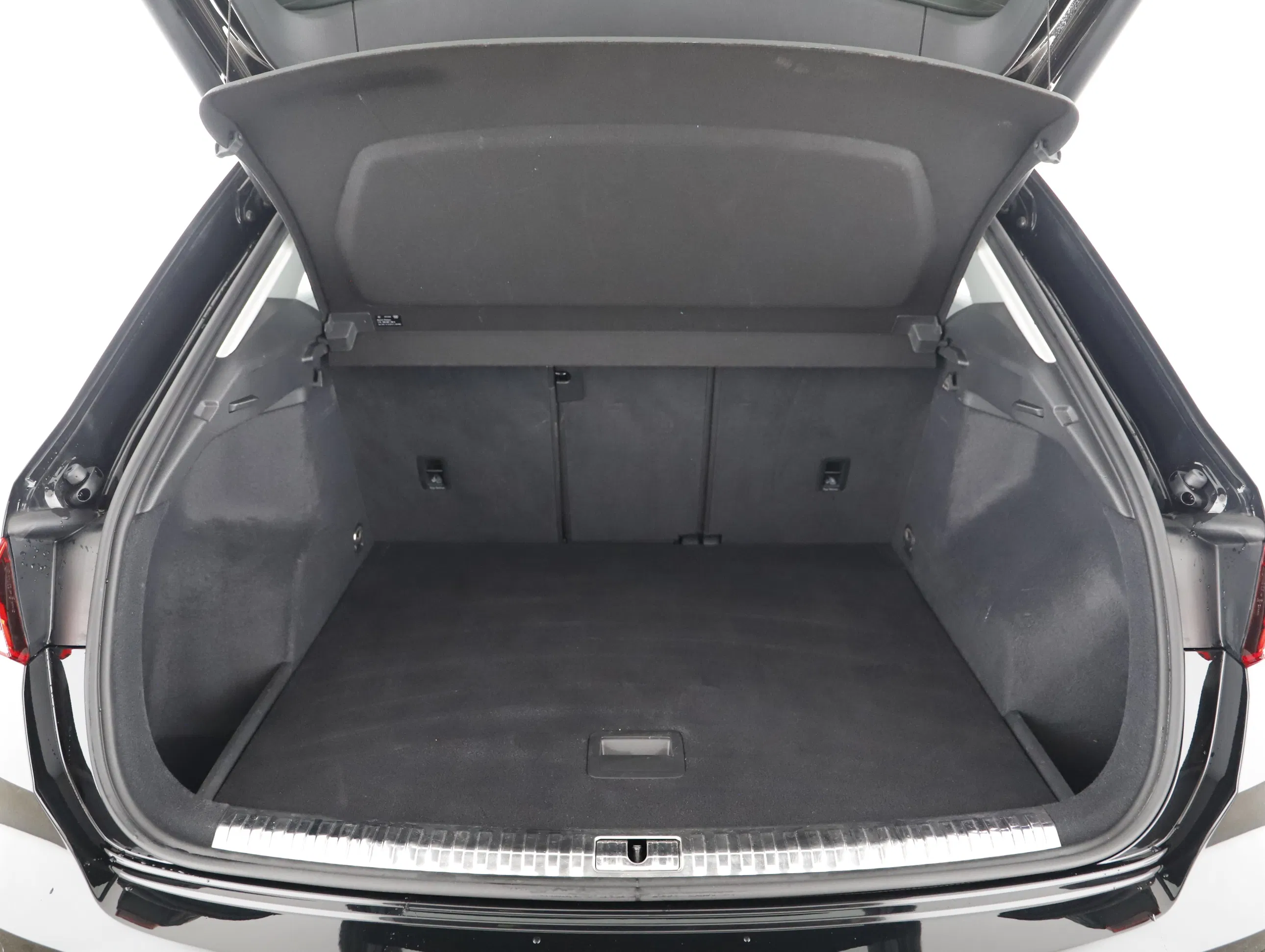 Audi Q3 35 TDI quattro adv. Aut. | Bild 20 von 23