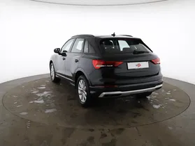 Audi Q3 35 TDI quattro adv. Aut. | Thumbnail 3 von 23