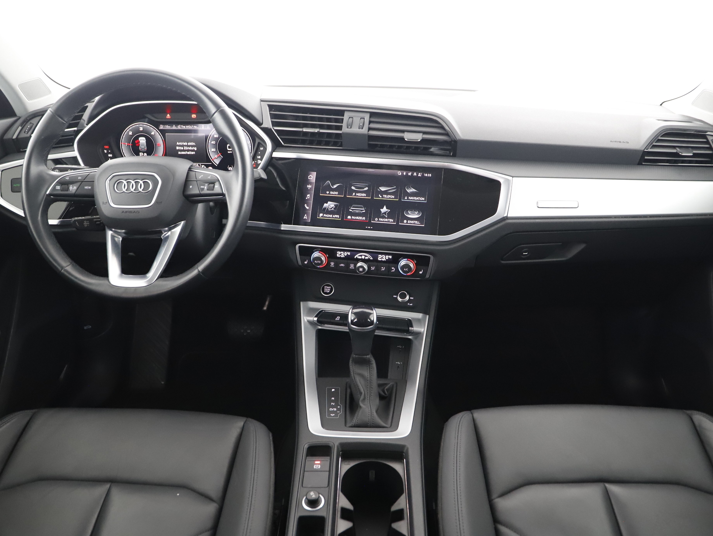 Audi Q3 35 TDI quattro adv. Aut. | Bild 13 von 23