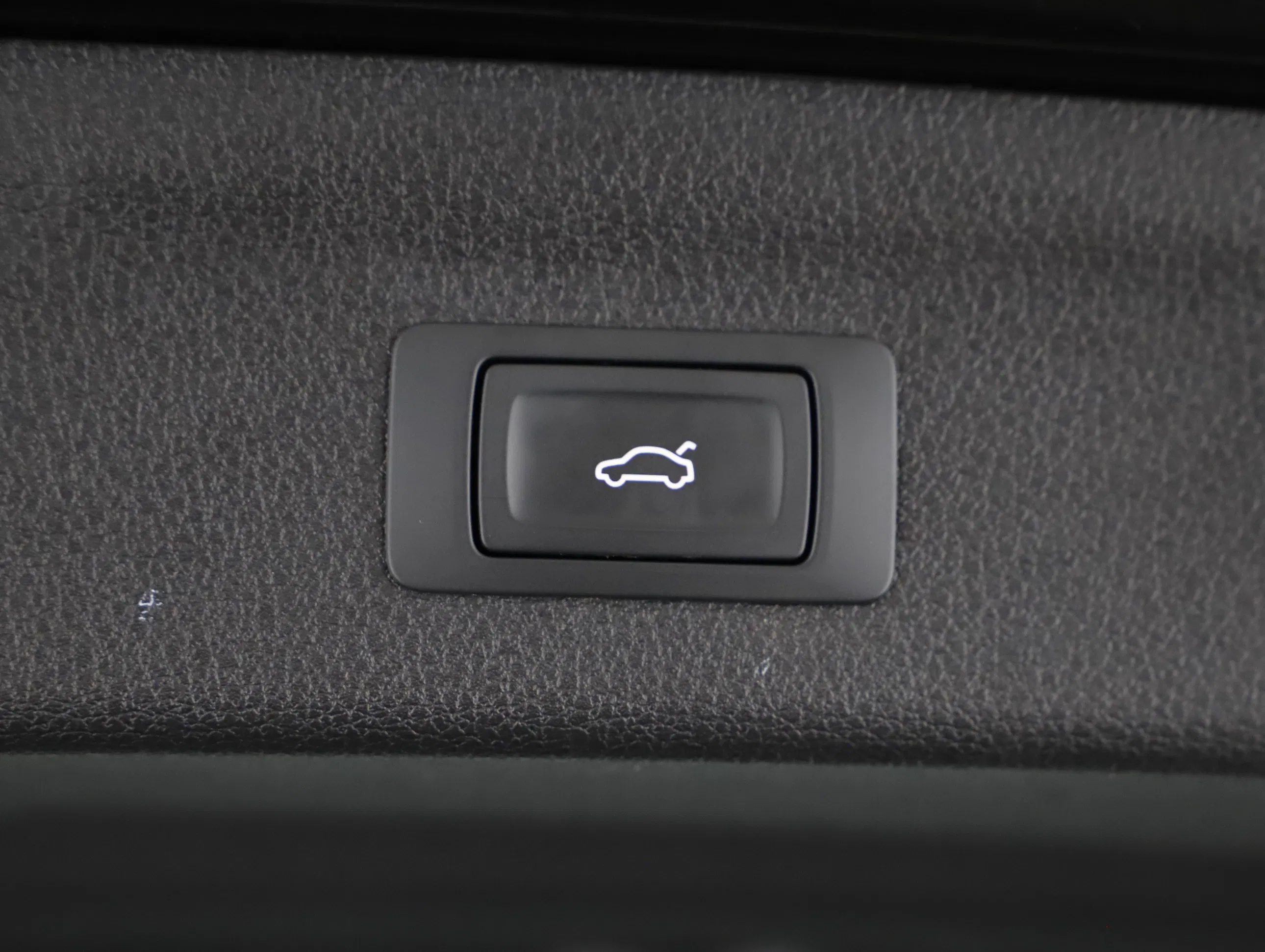 Audi Q3 35 TDI advanced Aut | Bild 18 von 23