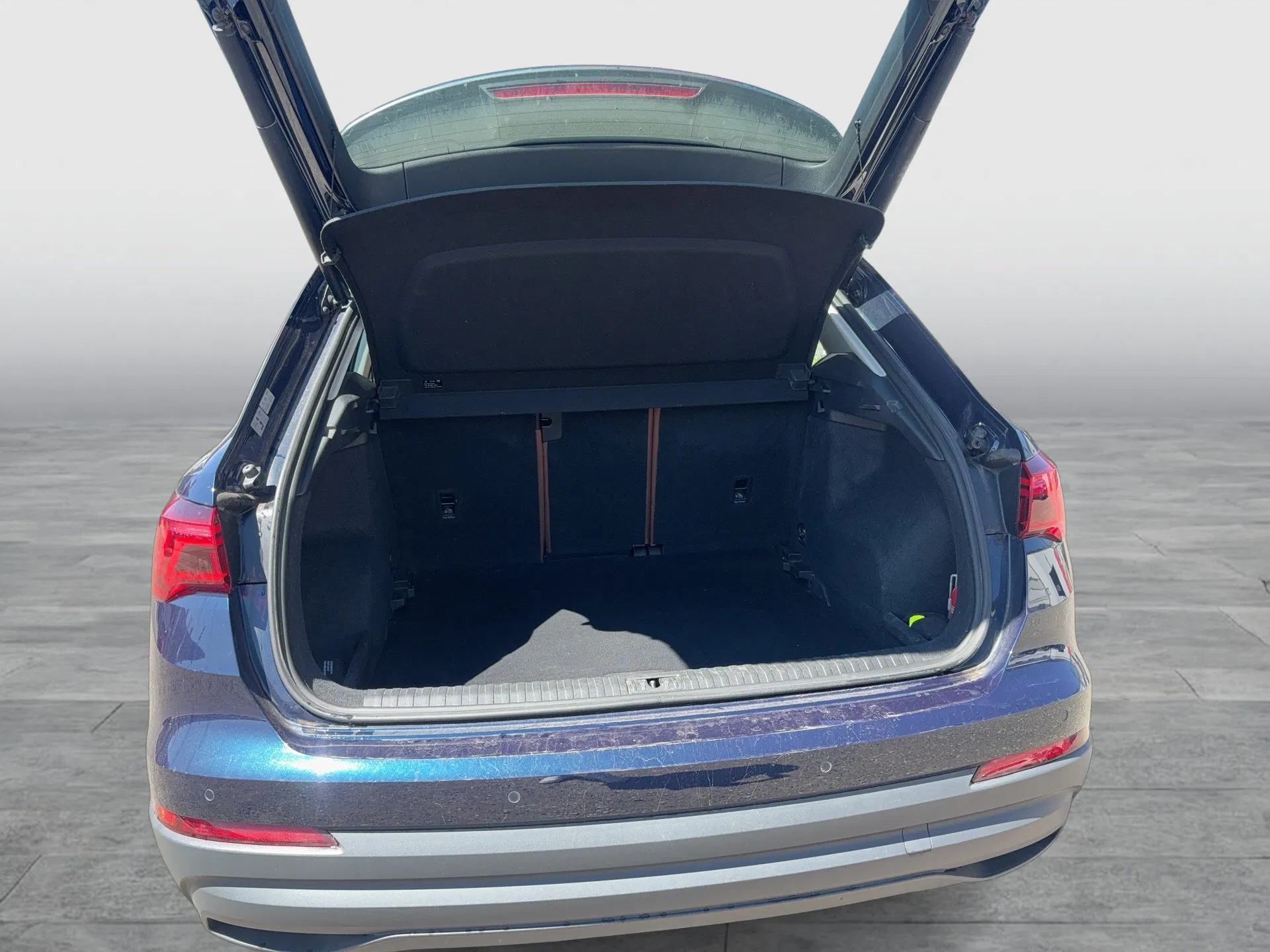 Audi Q3 35 2.0 TDI | Bild 19 von 31