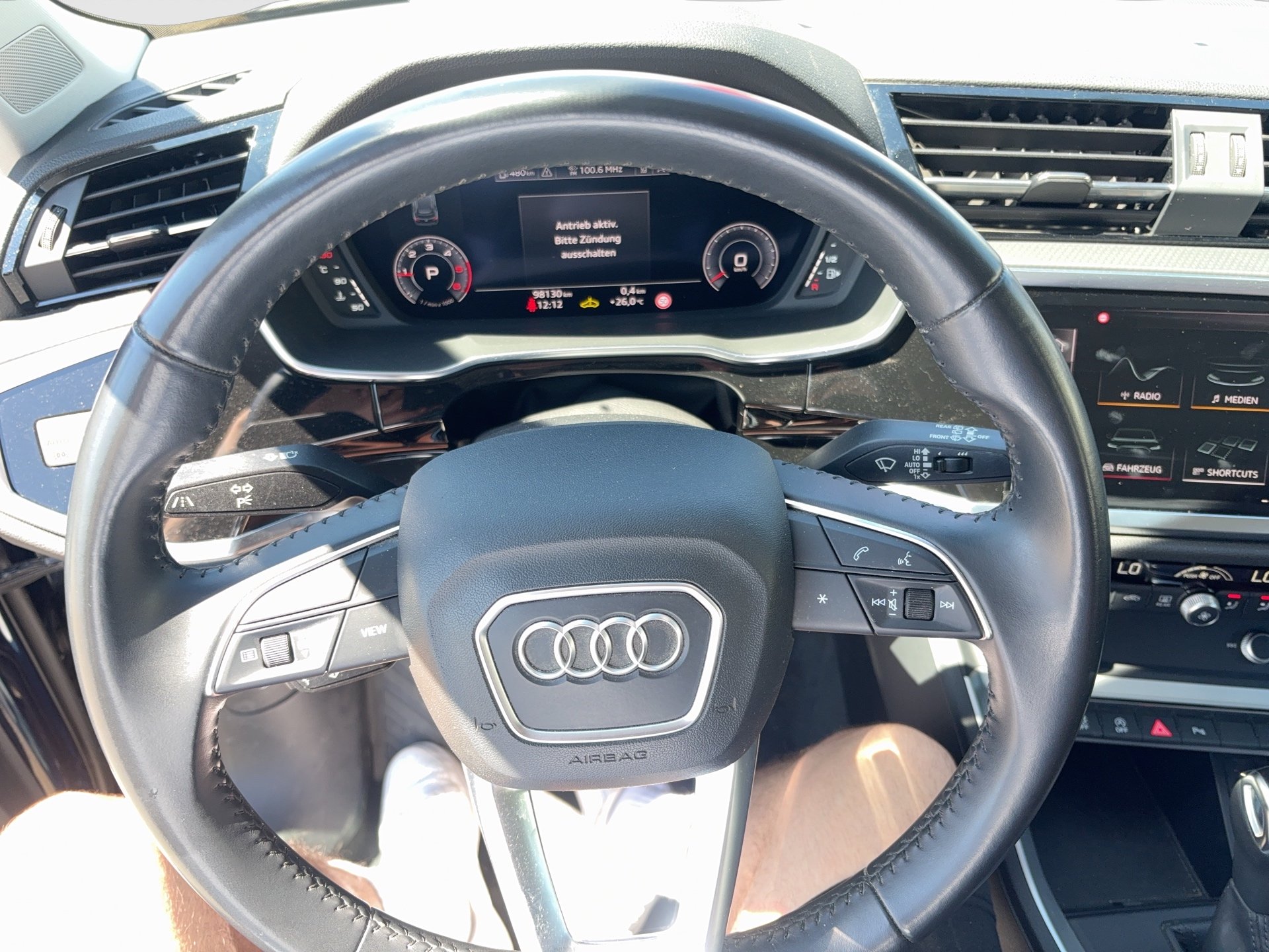 Audi Q3 35 2.0 TDI | Bild 27 von 31