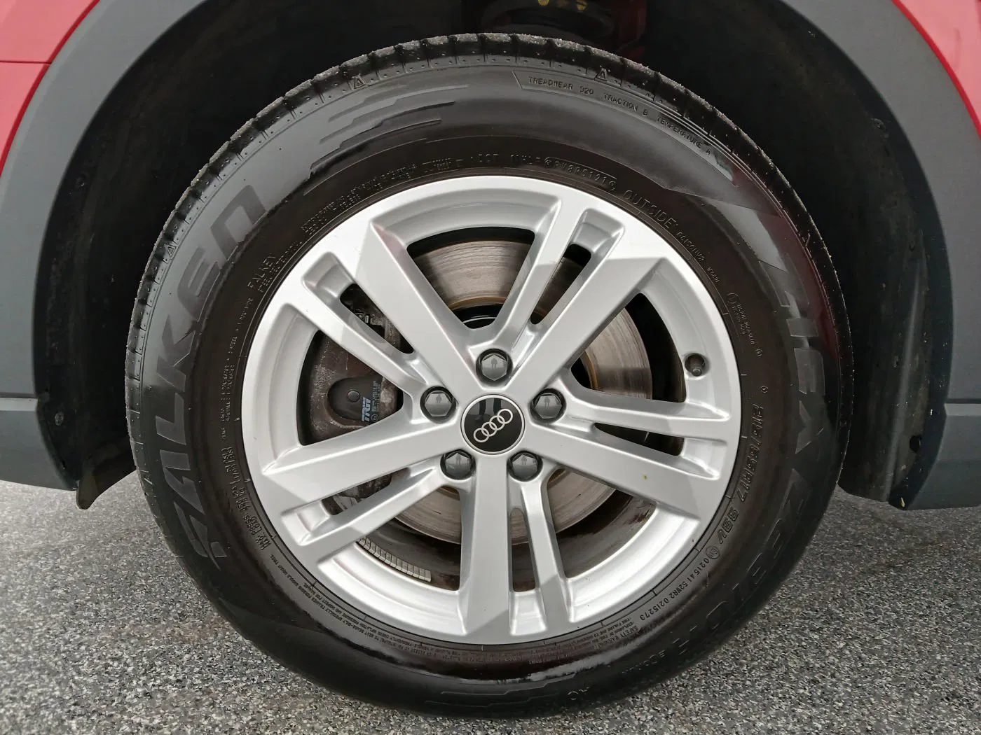 Audi Q3 40 2.0 TDI quattro | Bild 2 von 24