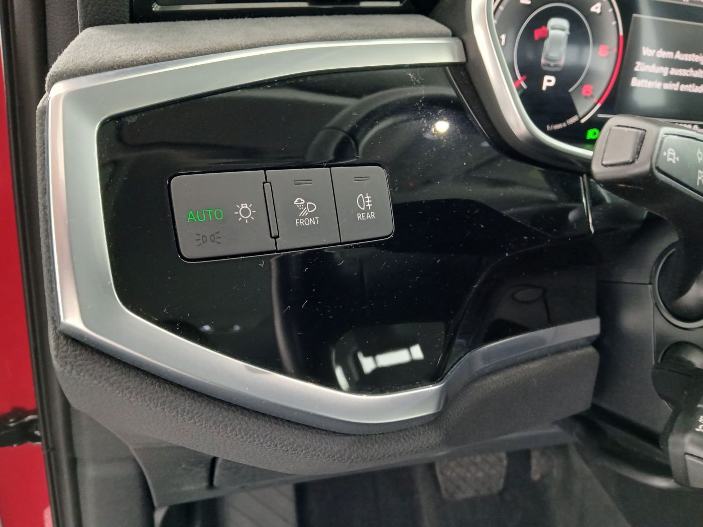 Audi Q3 40 2.0 TDI quattro | Bild 11 von 24