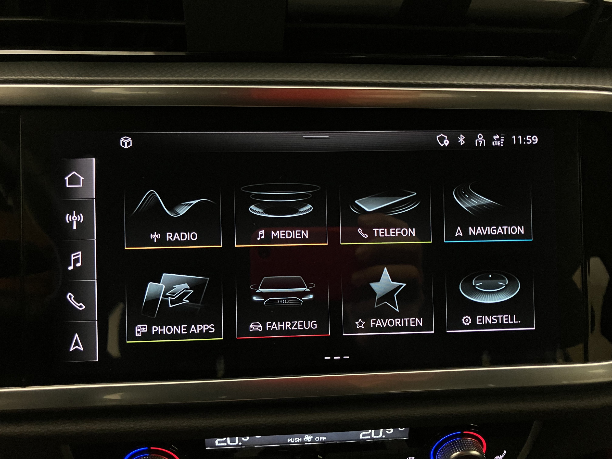 Audi Q3 35 2.0 TDI S-Line | Bild 20 von 30