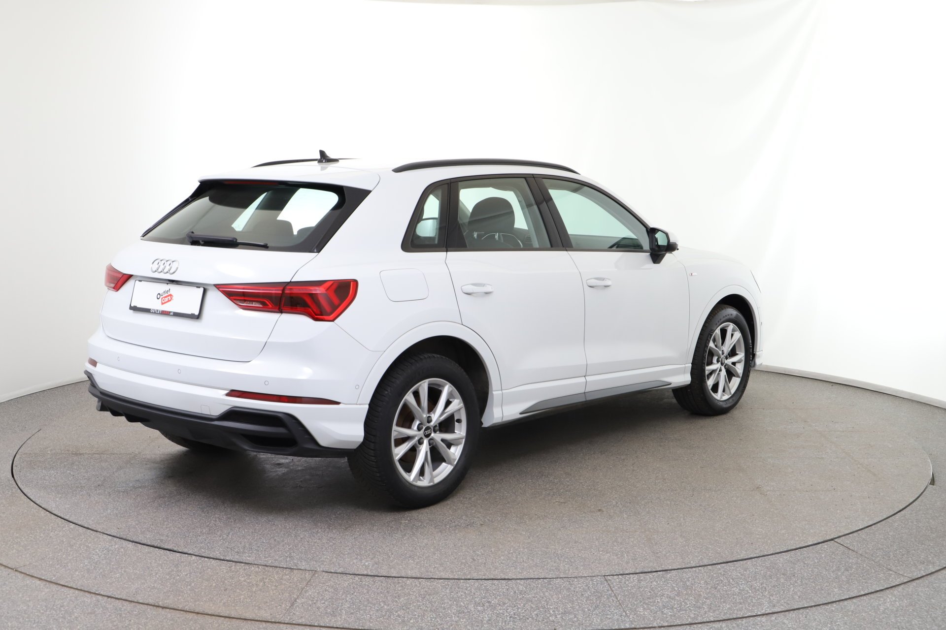 Audi Q3 35 2.0 TDI S-Line | Bild 6 von 30