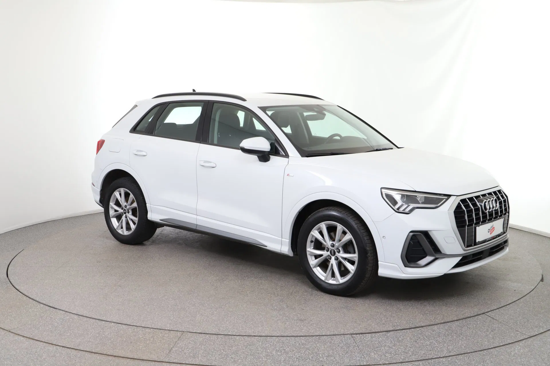 Audi Q3 35 2.0 TDI S-Line | Bild 8 von 30
