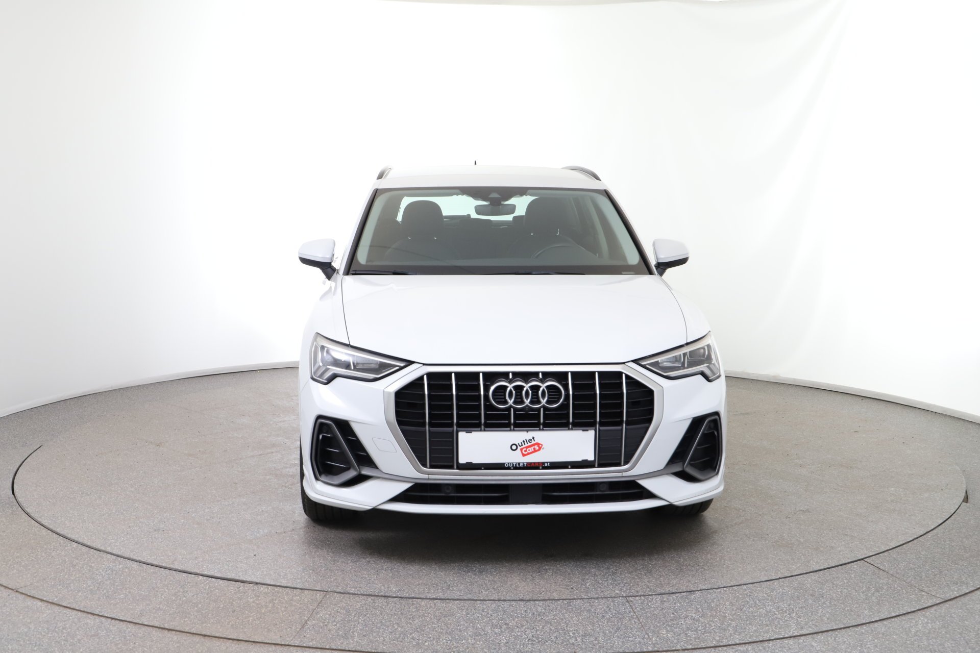 Audi Q3 35 2.0 TDI S-Line | Bild 9 von 30