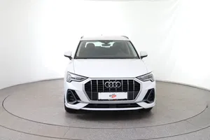 Audi Q3 35 2.0 TDI S-Line | Thumbnail 9 von 30