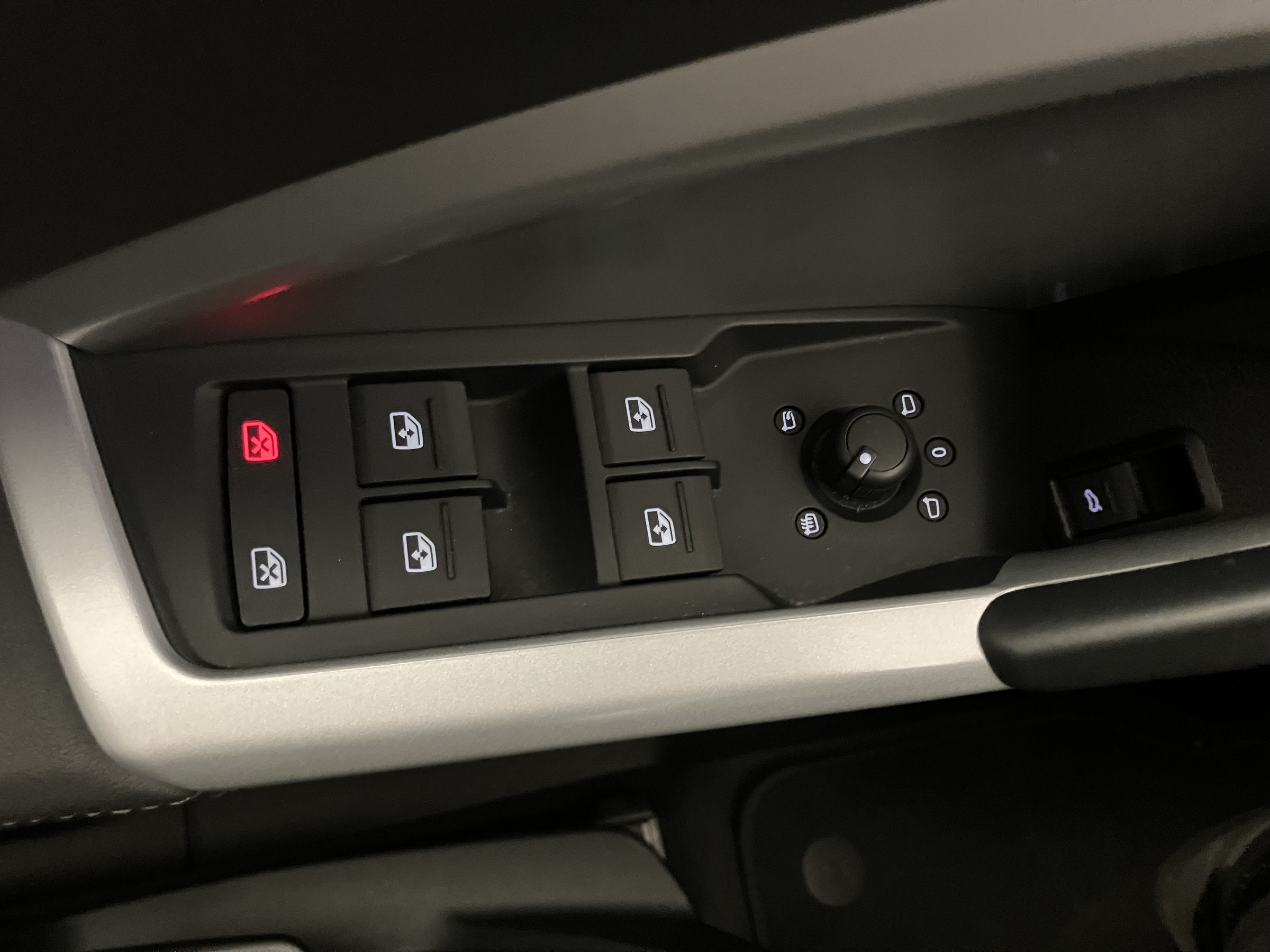 Audi Q3 35 2.0 TDI S-Line | Bild 10 von 30