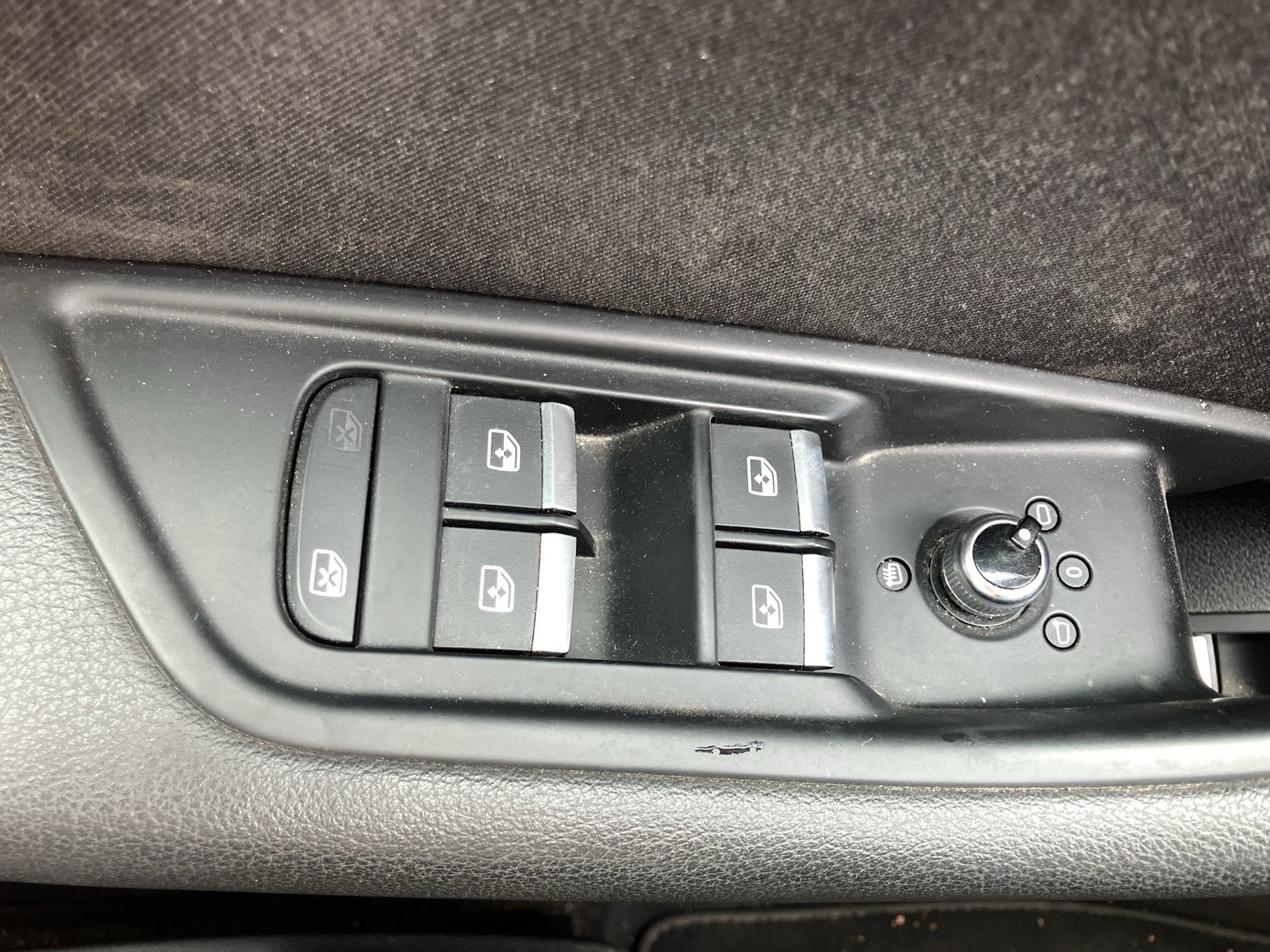 Audi A4 Avant 2.0 TDI | Bild 8 von 21