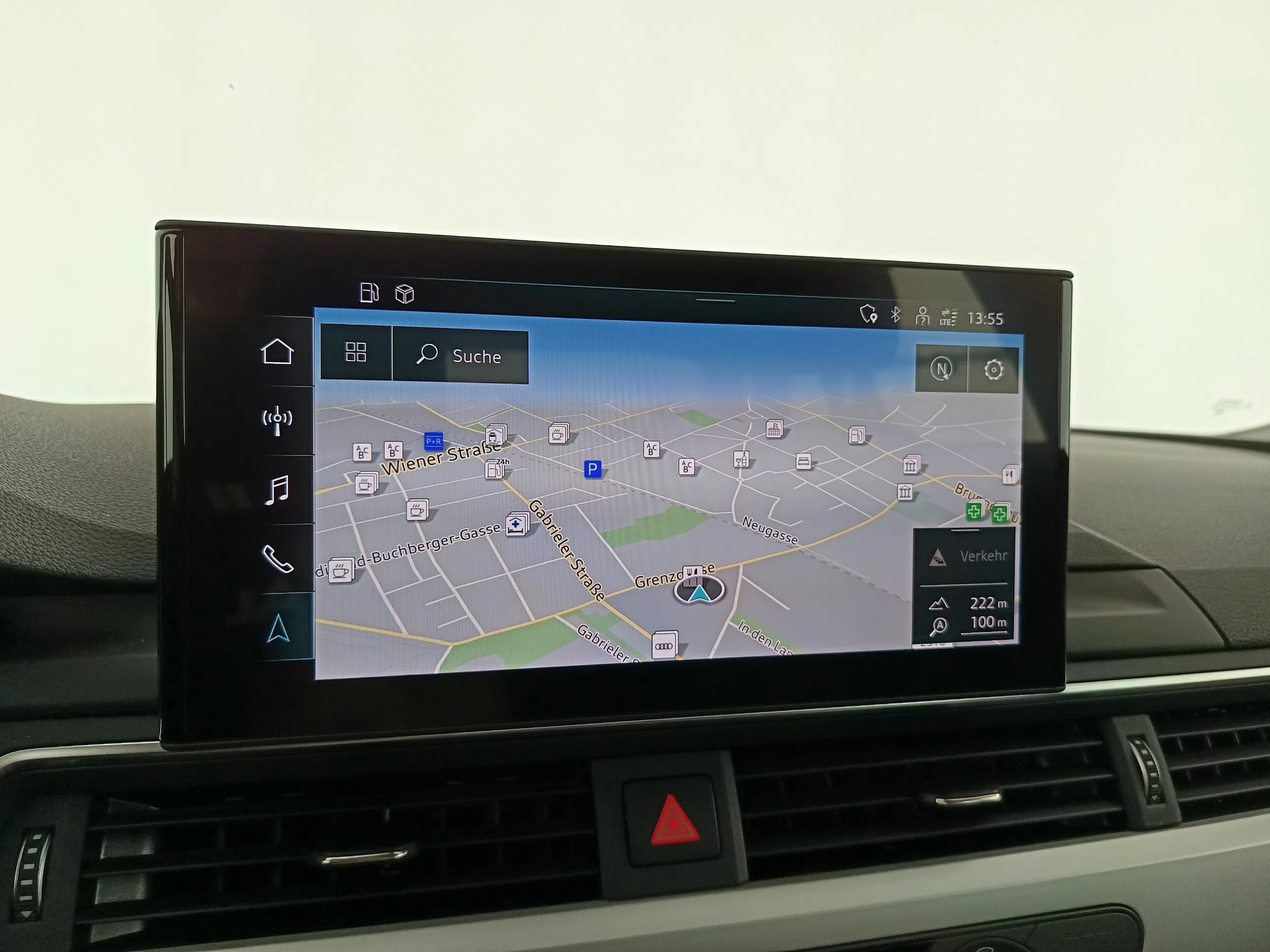 Audi A4 Avant 40 2.0 TDI quattro advanced | Bild 22 von 31